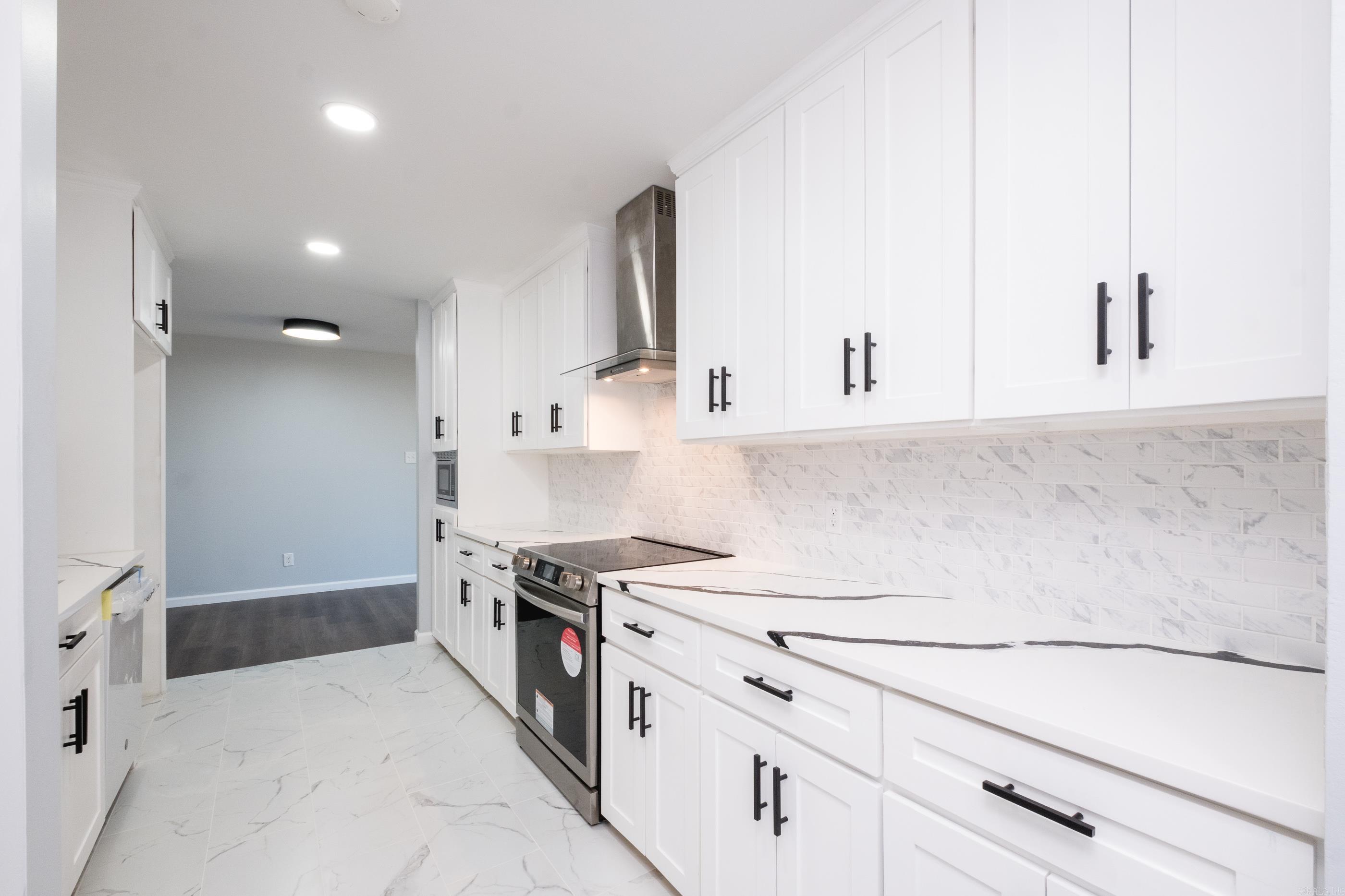 SUNNYMEADE - Residential