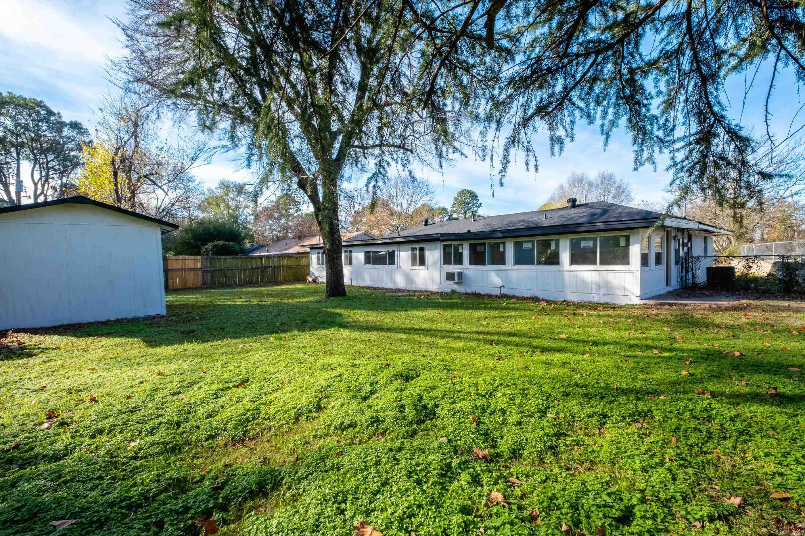 SUNNYMEADE - Residential