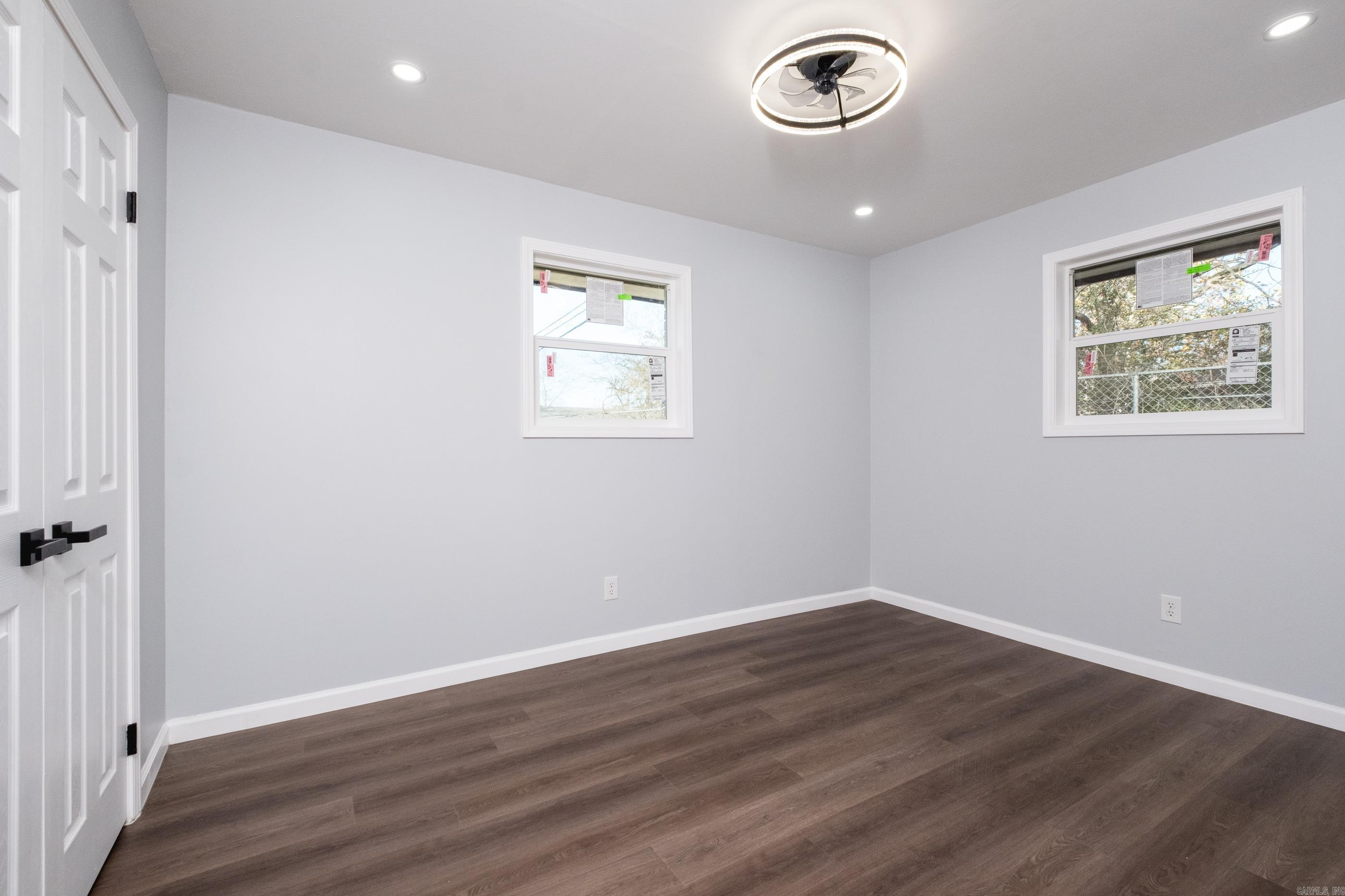 SUNNYMEADE - Residential