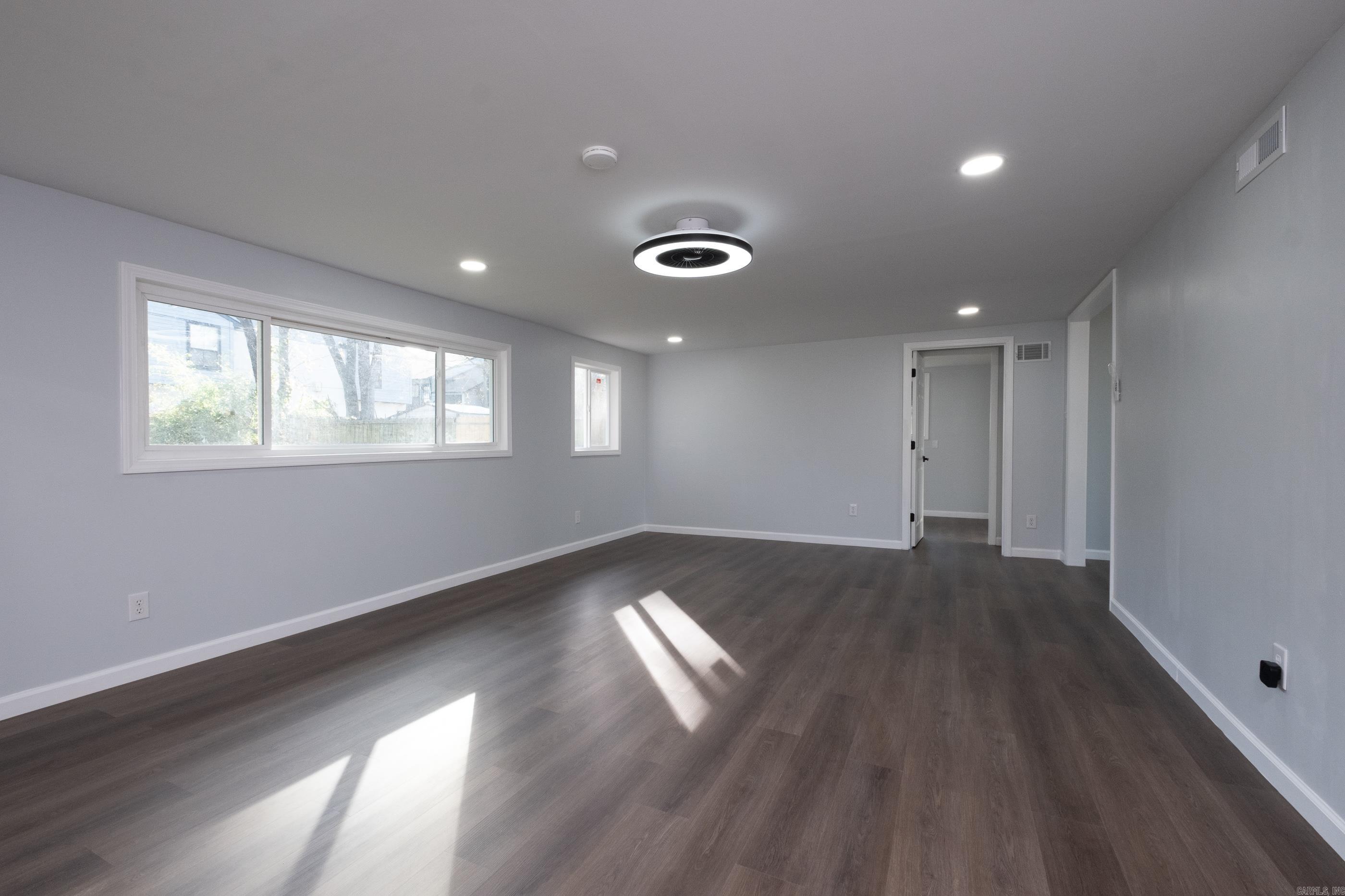 SUNNYMEADE - Residential