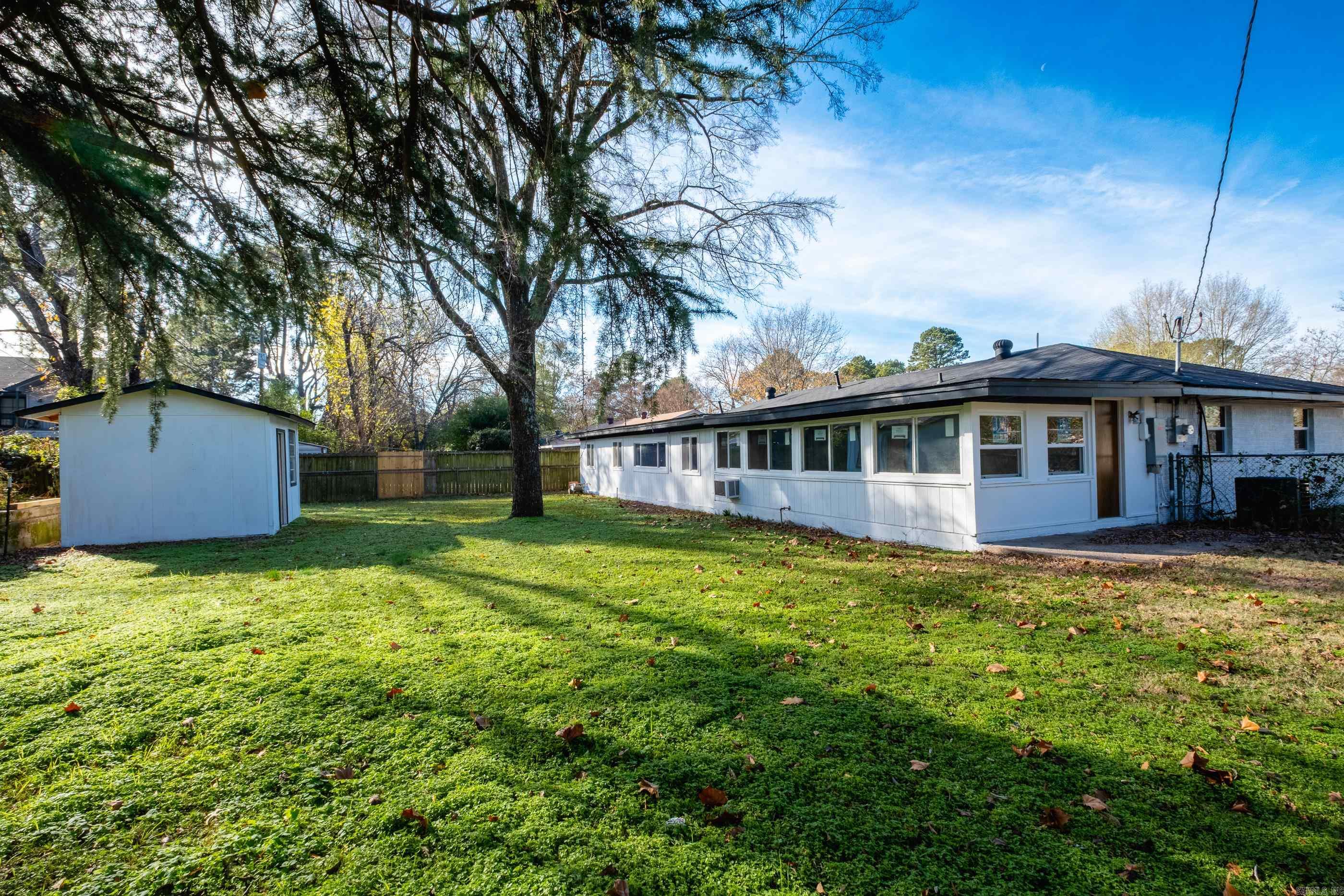 SUNNYMEADE - Residential