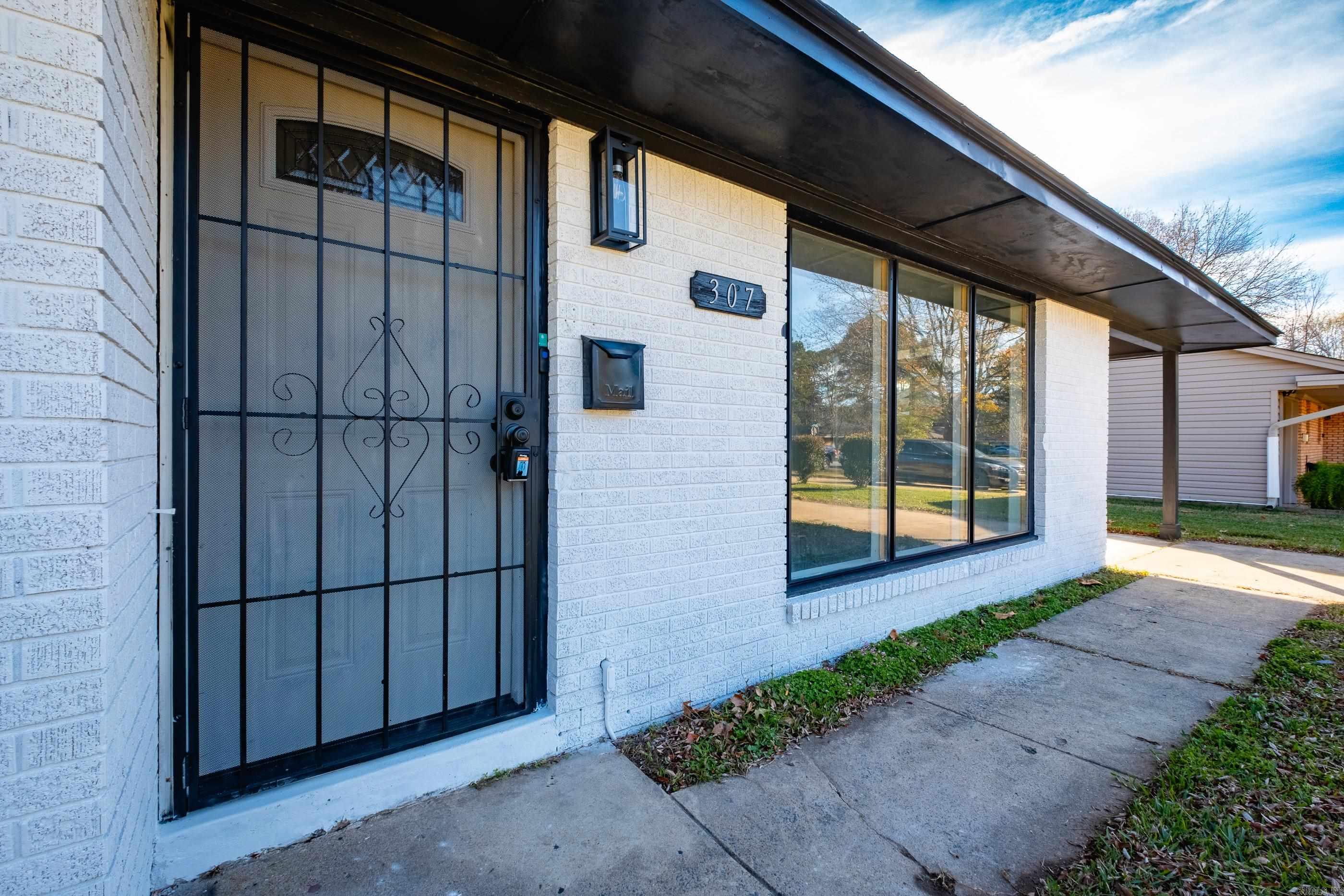 SUNNYMEADE - Residential