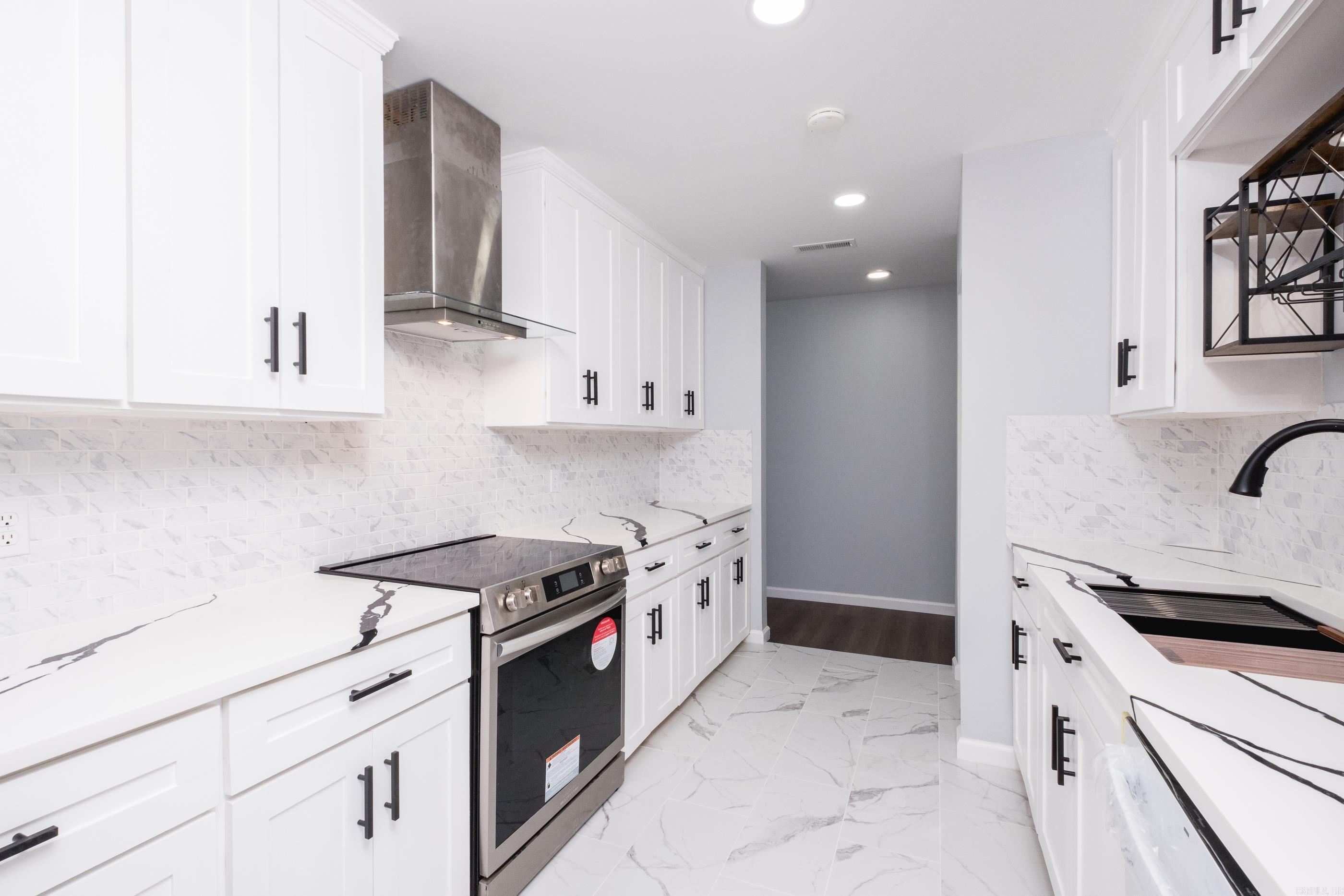 SUNNYMEADE - Residential