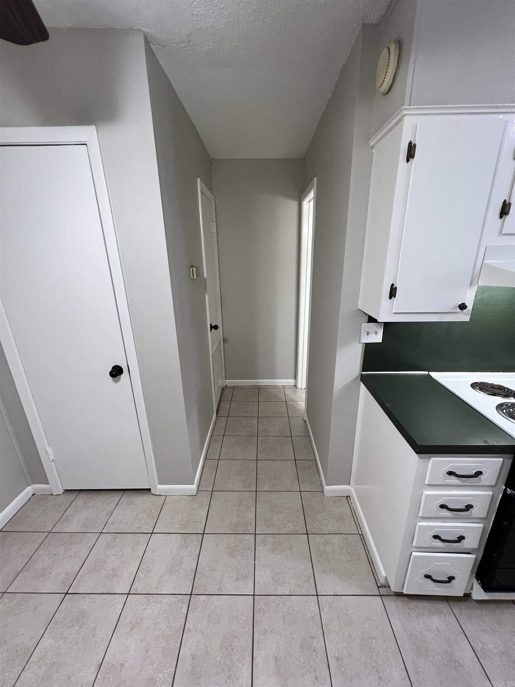 Hill Crest - Residential Lease