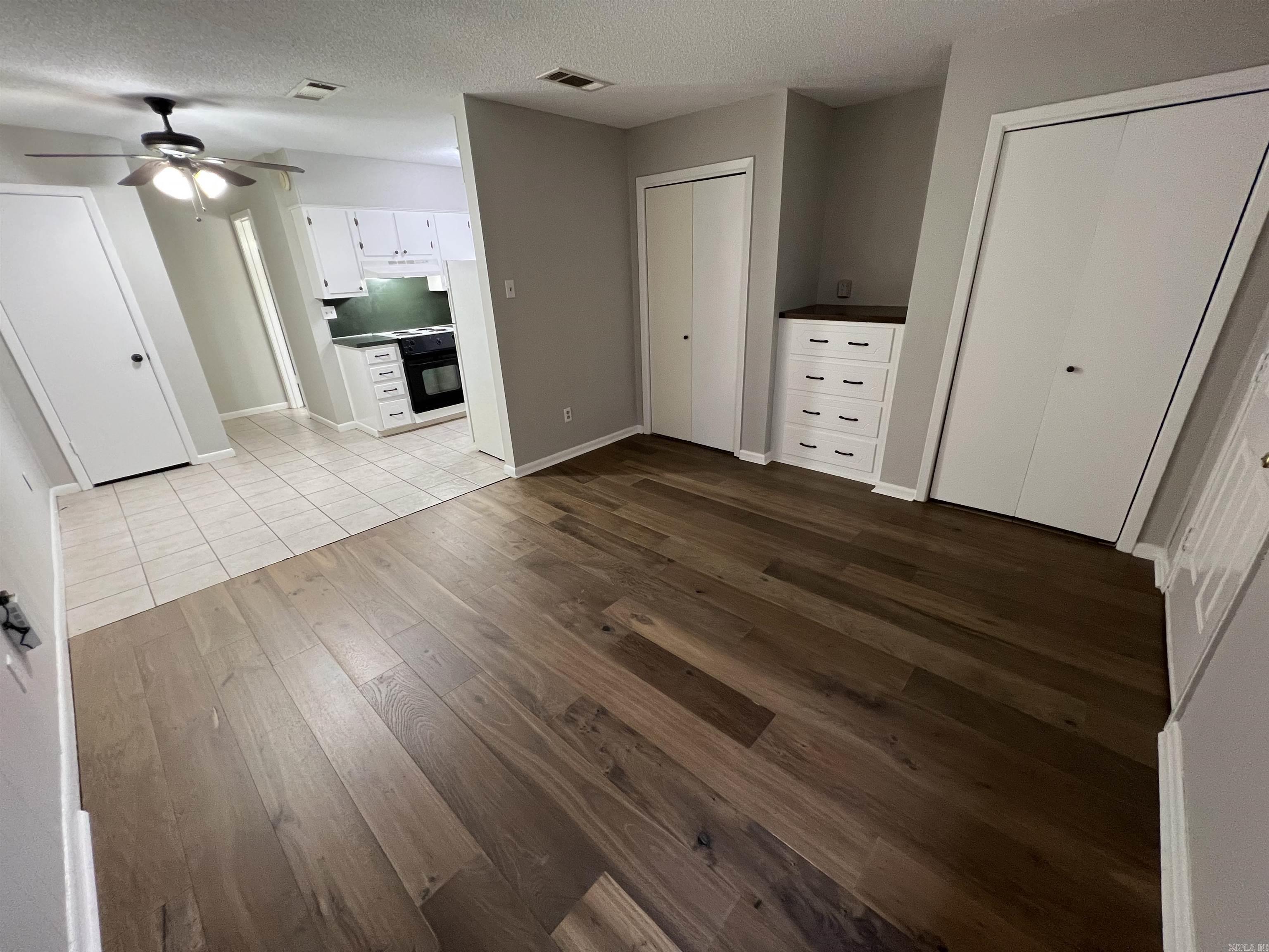 Hill Crest - Residential Lease