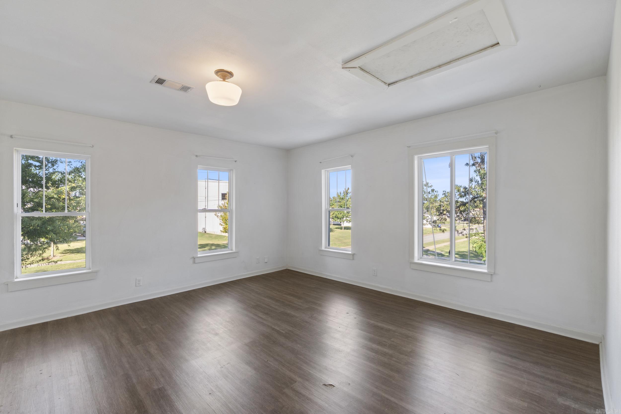 Robinsons Plat - Residential Income