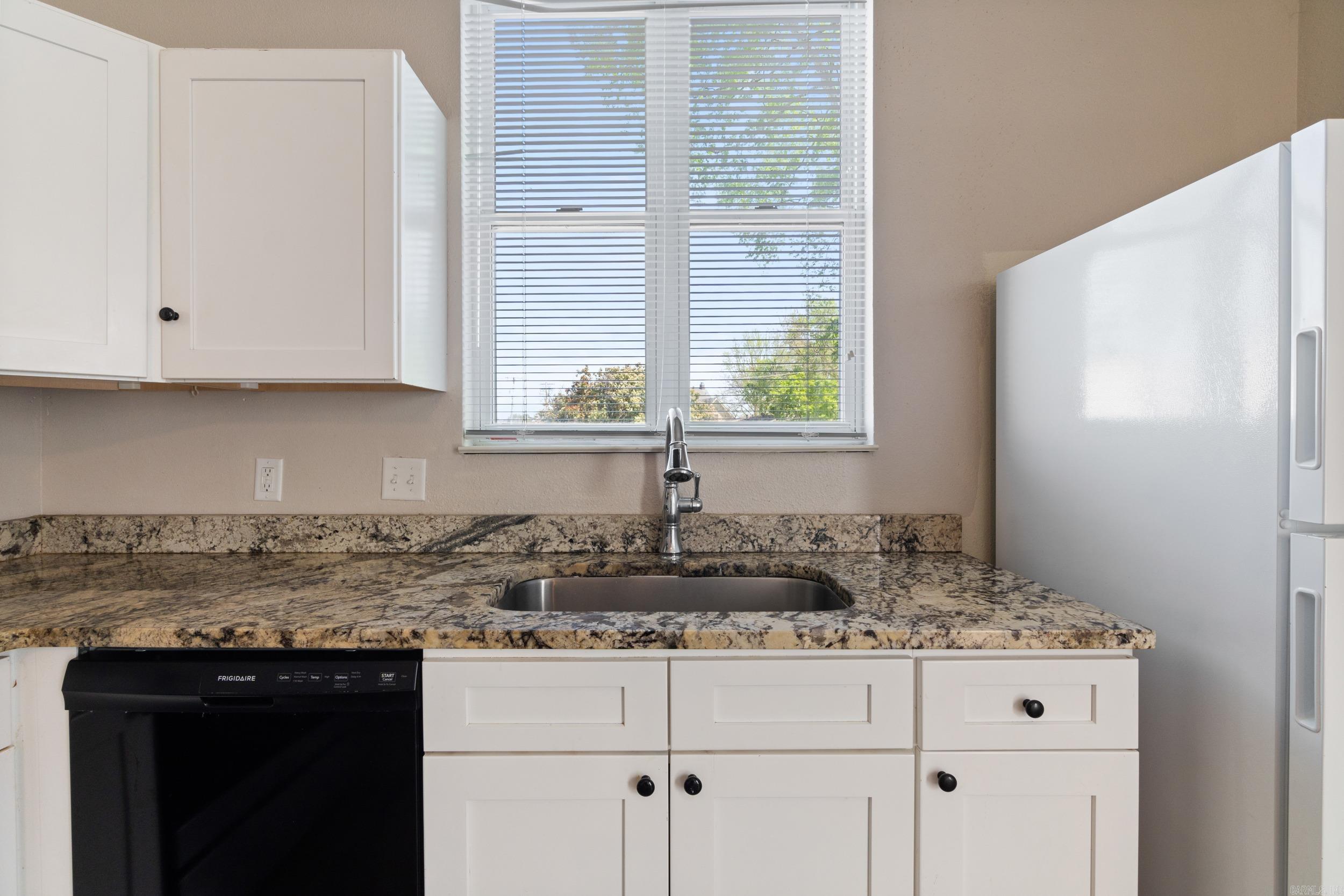 Robinsons Plat - Residential Income