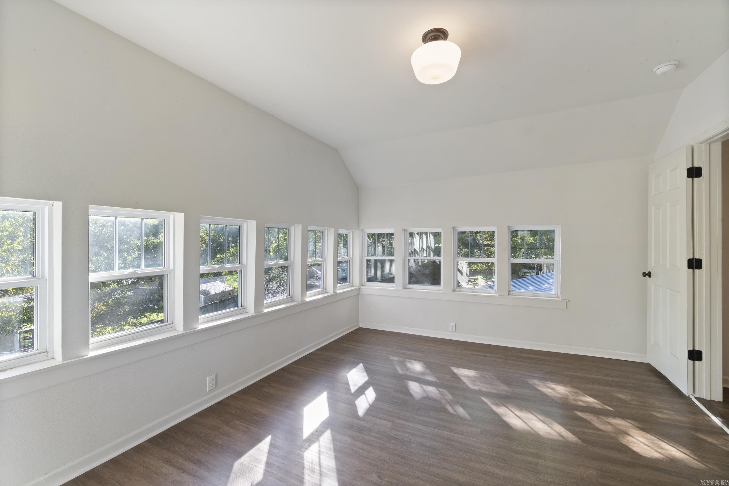 Robinsons Plat - Residential Income