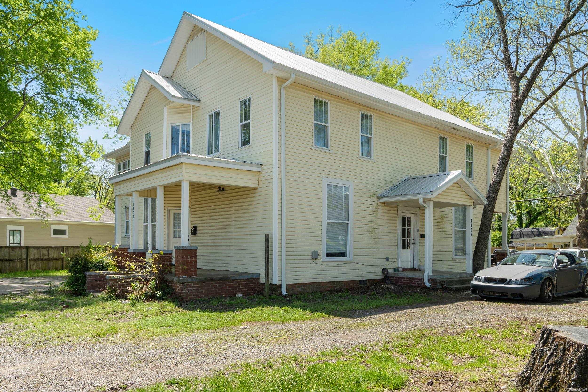 Robinsons Plat - Residential Income