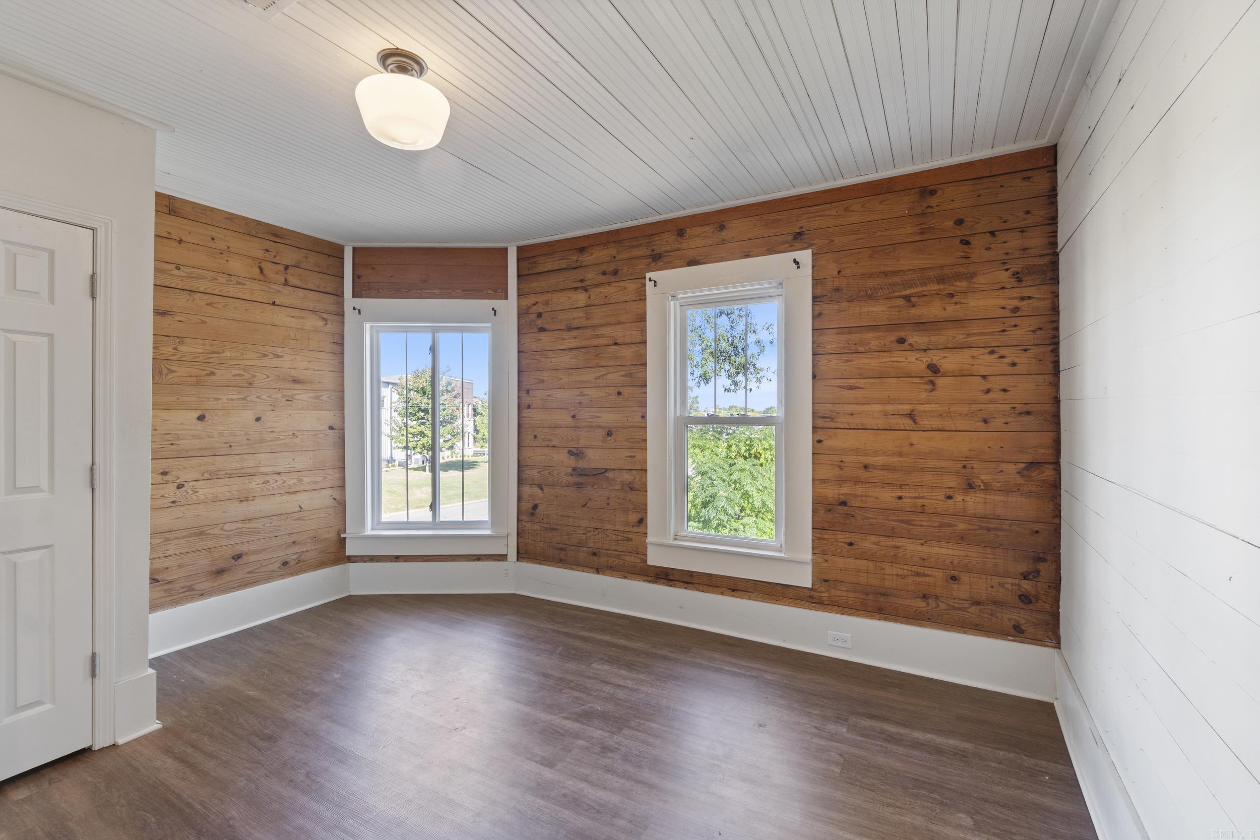 Robinsons Plat - Residential Income