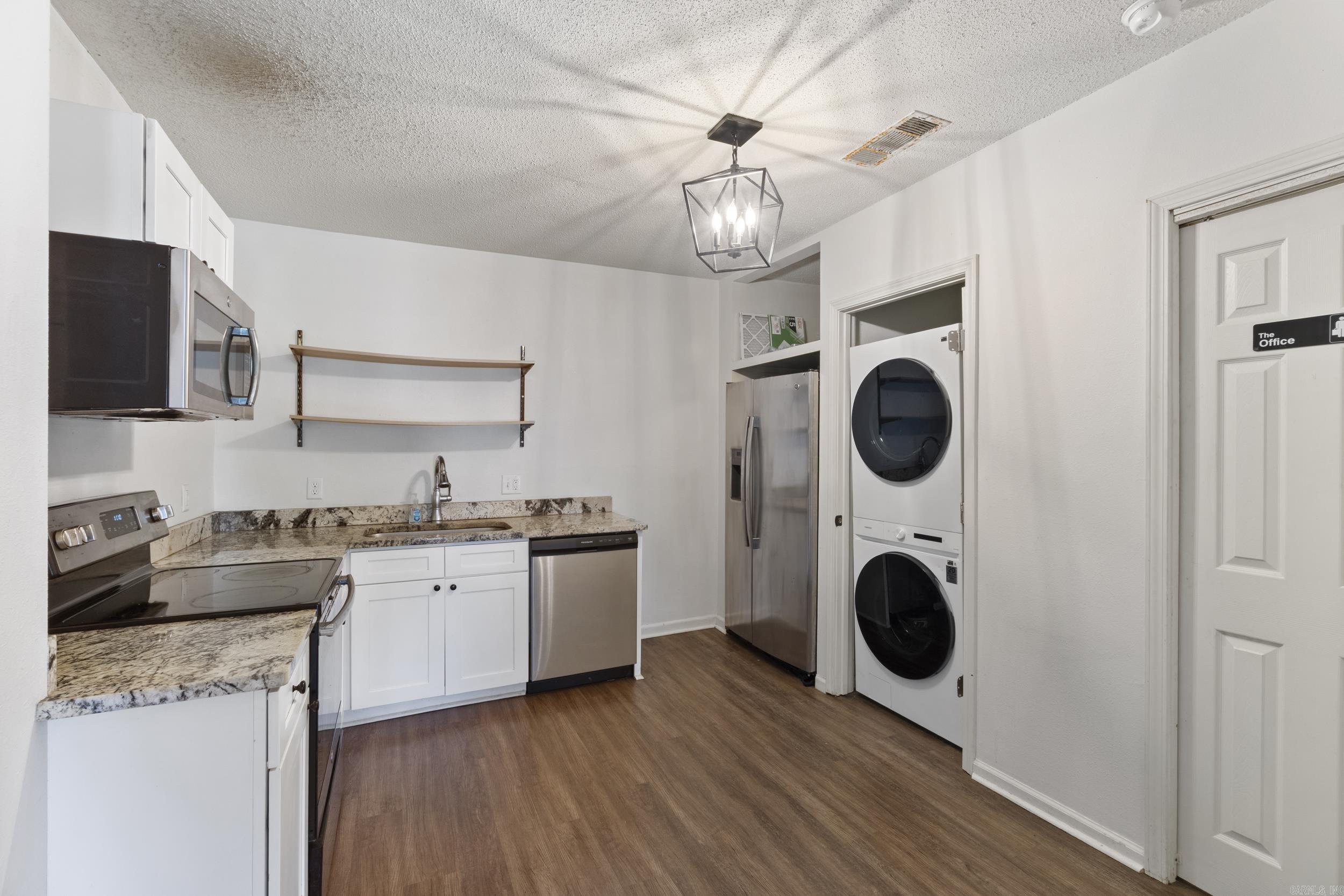 Robinsons Plat - Residential Income