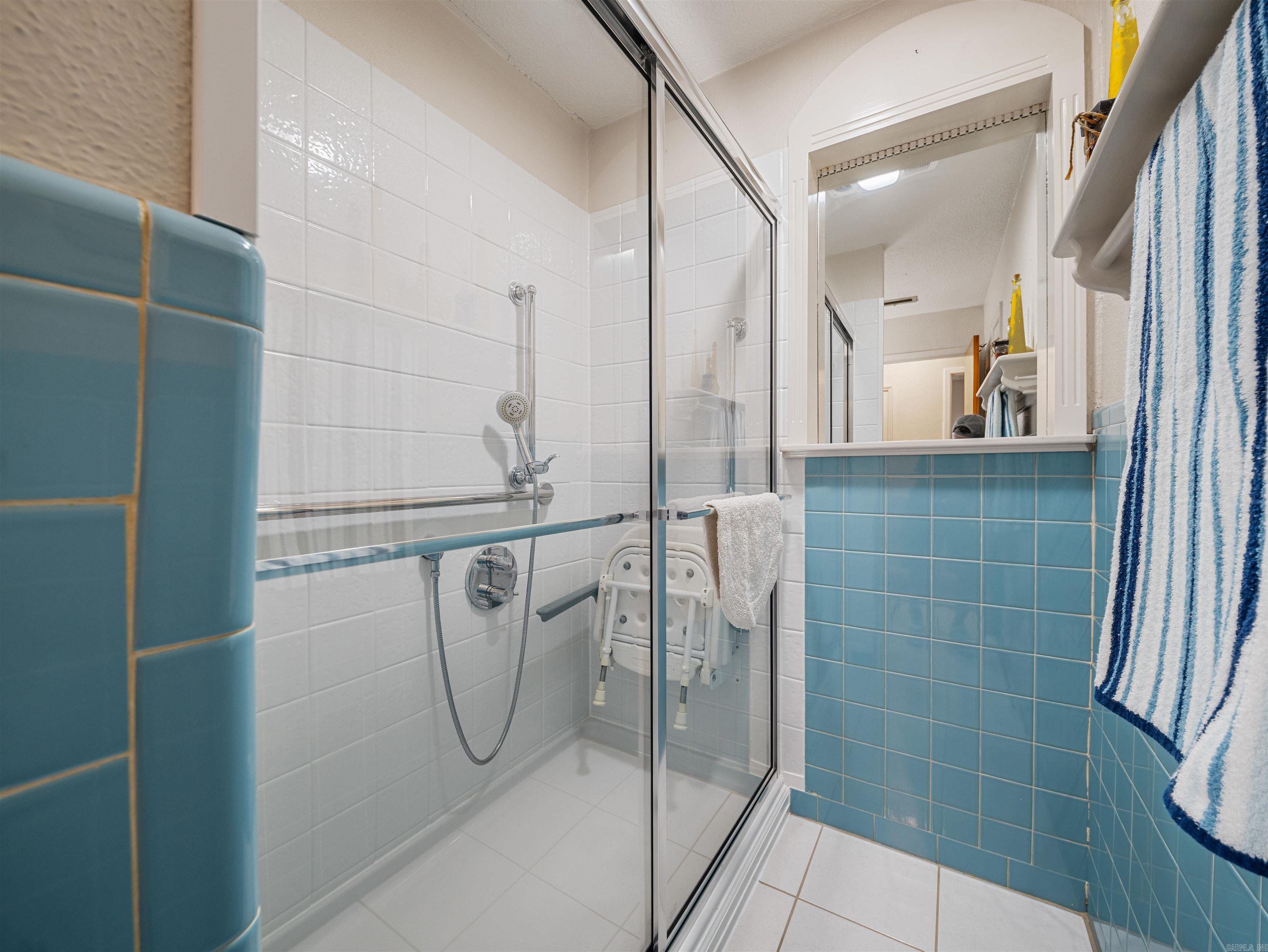 MELODY HILLS - Residential