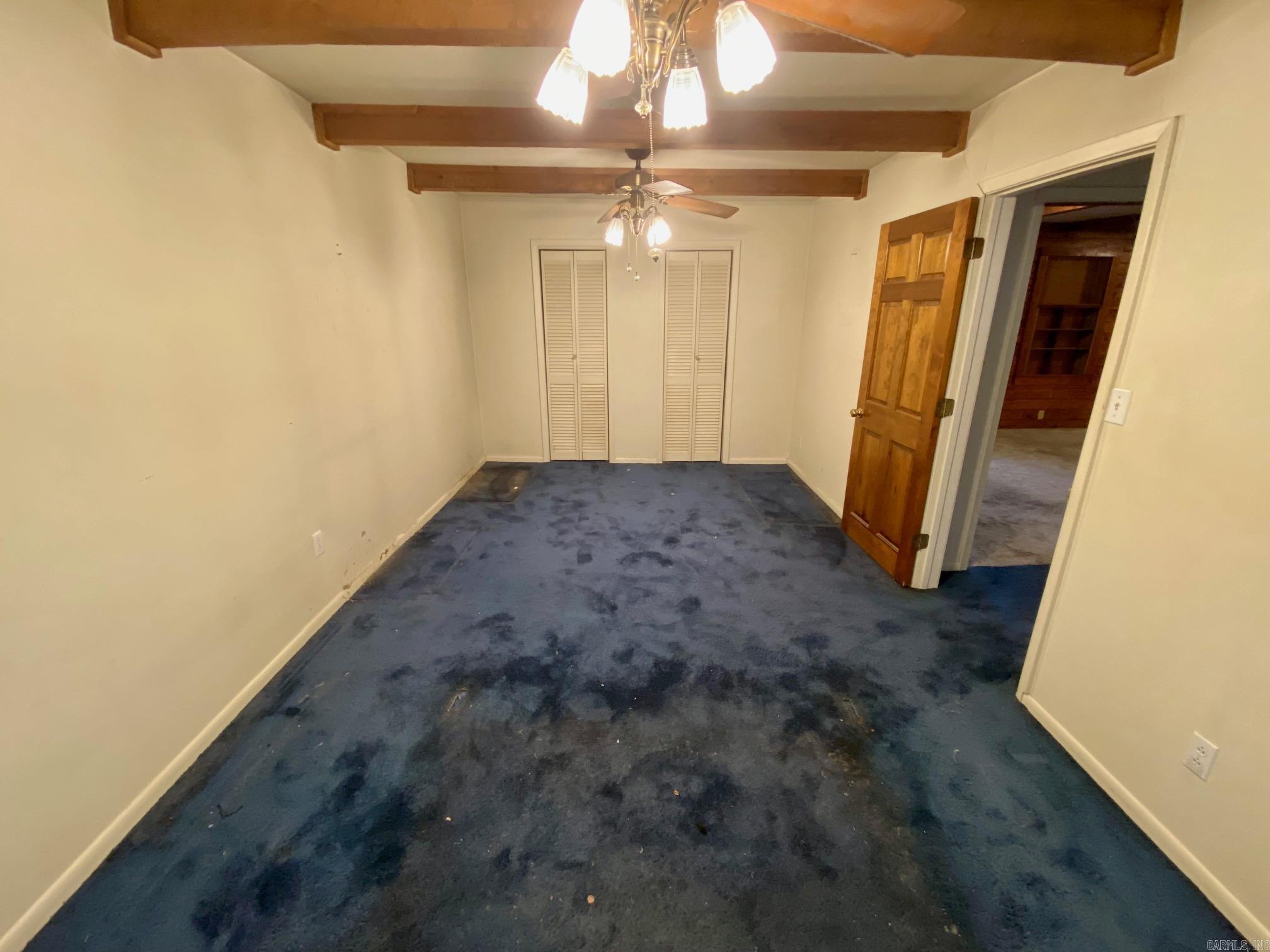 SAND BEACH ACRES - Residential