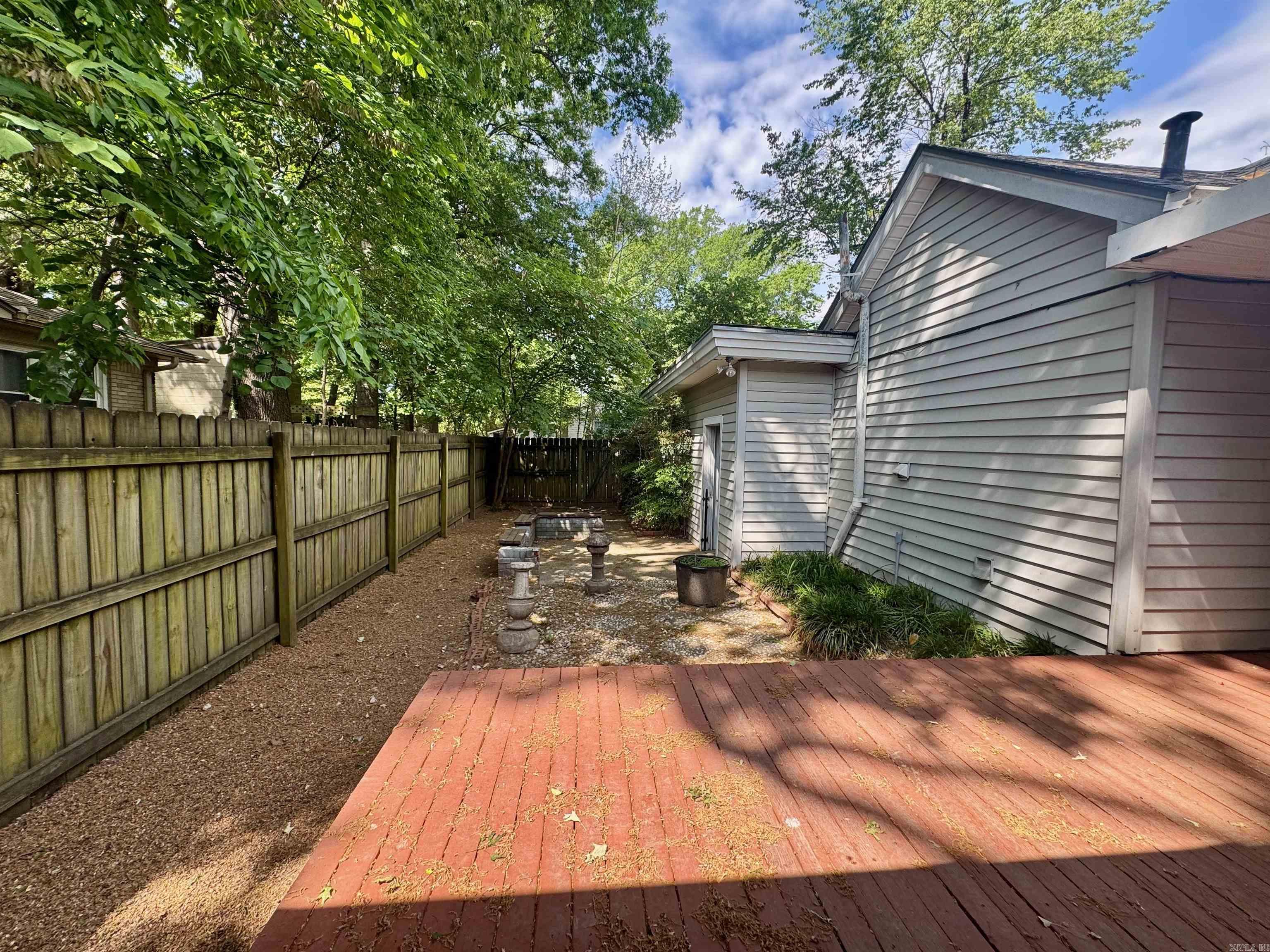 Stuck Brothers 3rd - Residential