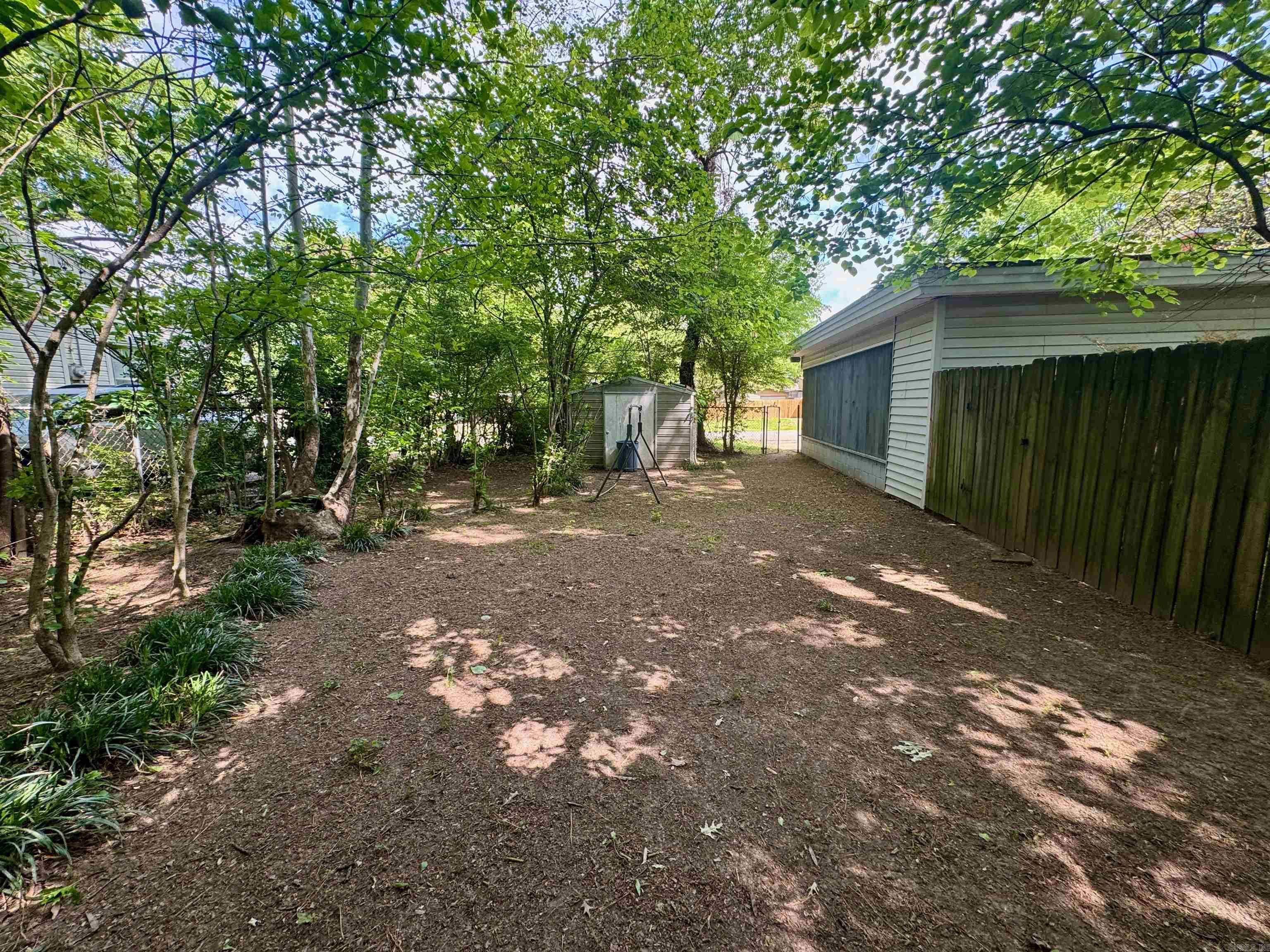 Stuck Brothers 3rd - Residential