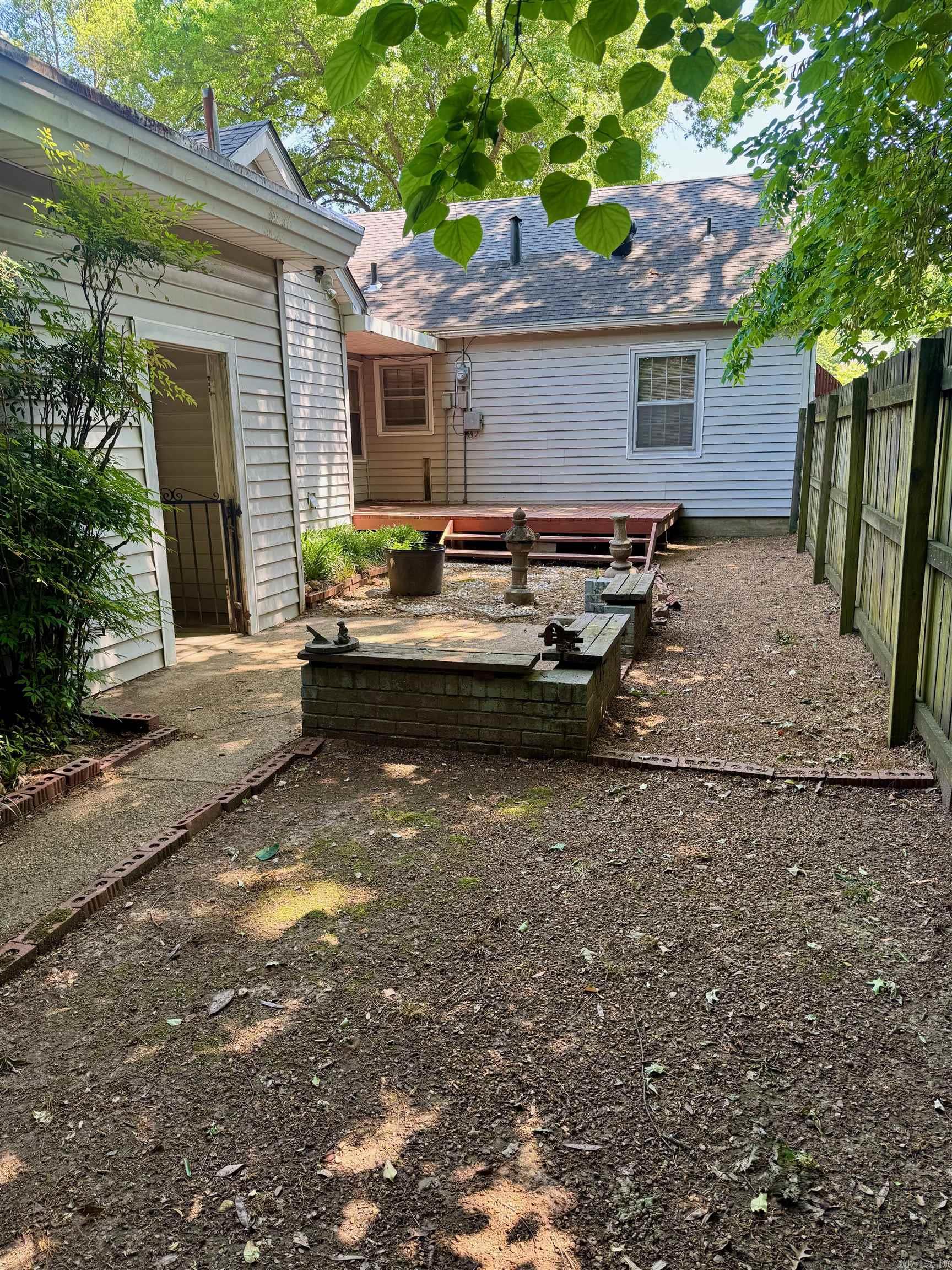 Stuck Brothers 3rd - Residential