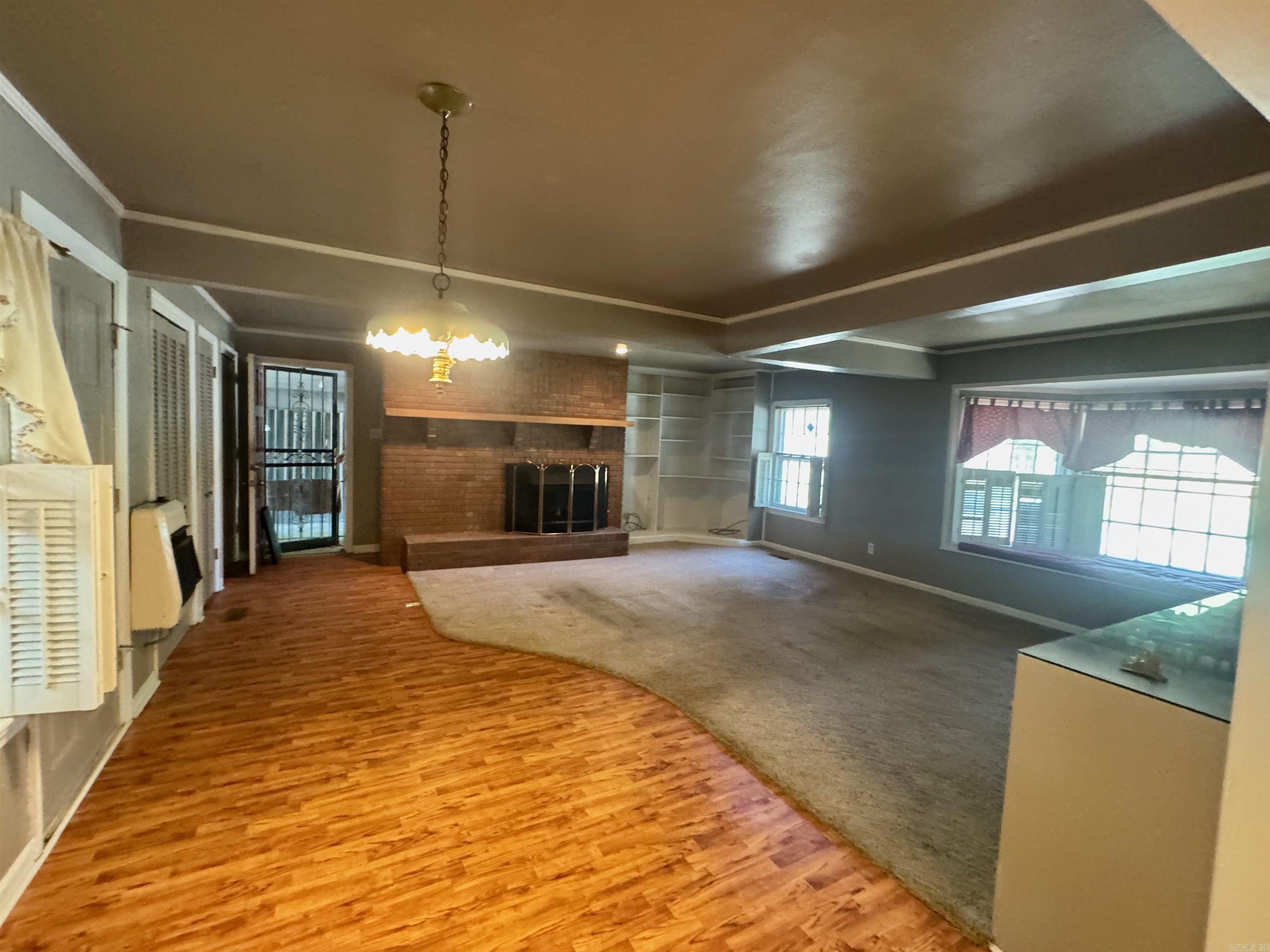 Stuck Brothers 3rd - Residential