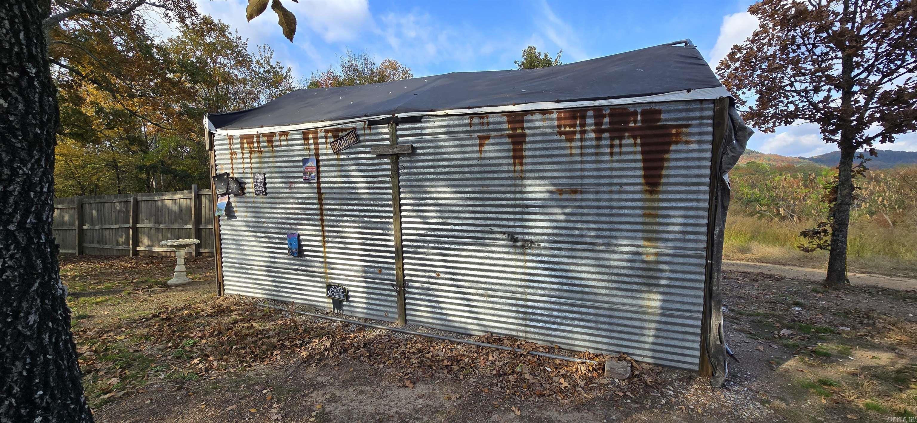 INTERURBAN HGTS - Residential