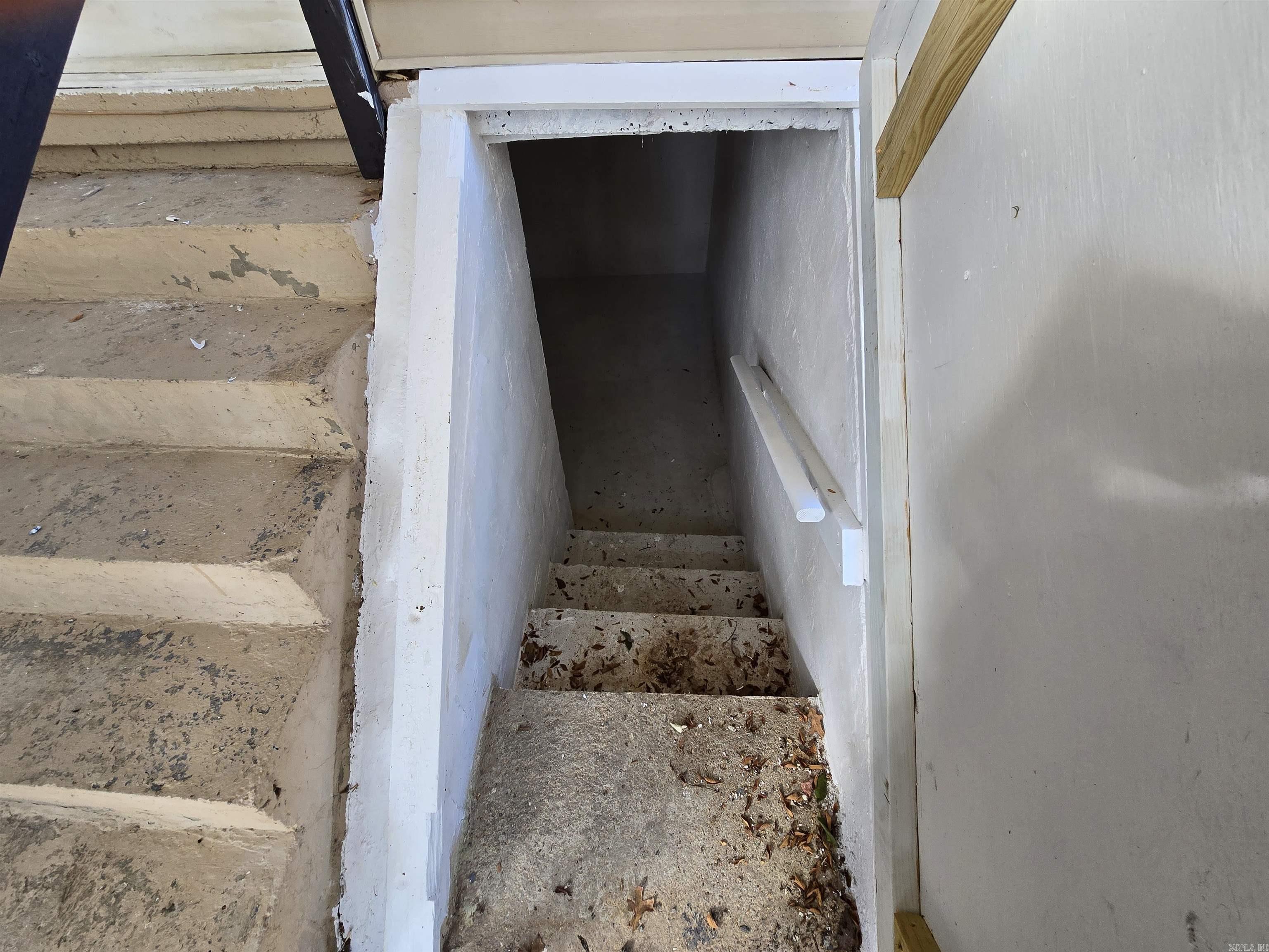 INTERURBAN HGTS - Residential