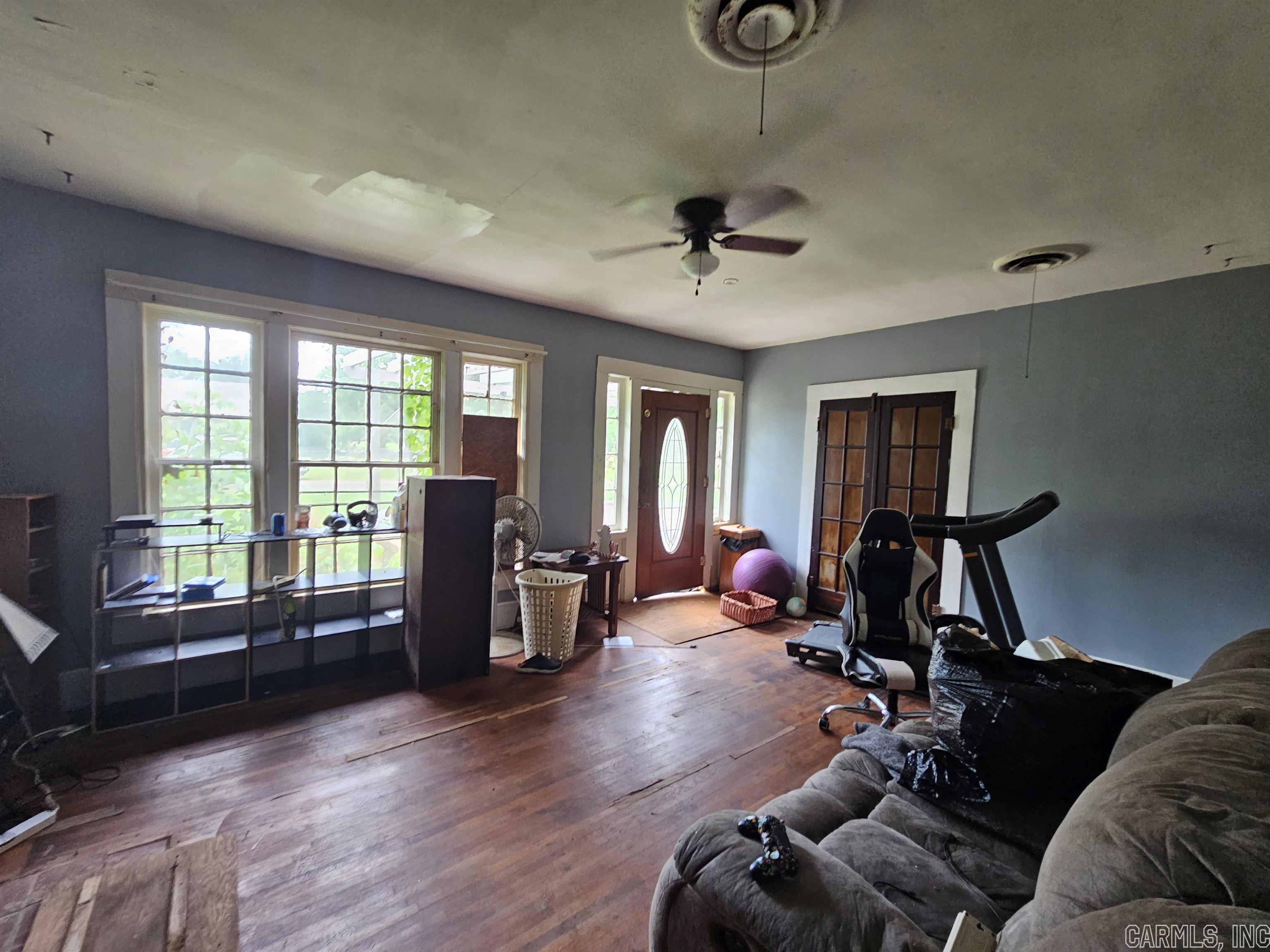 Metes & Bounds - Residential