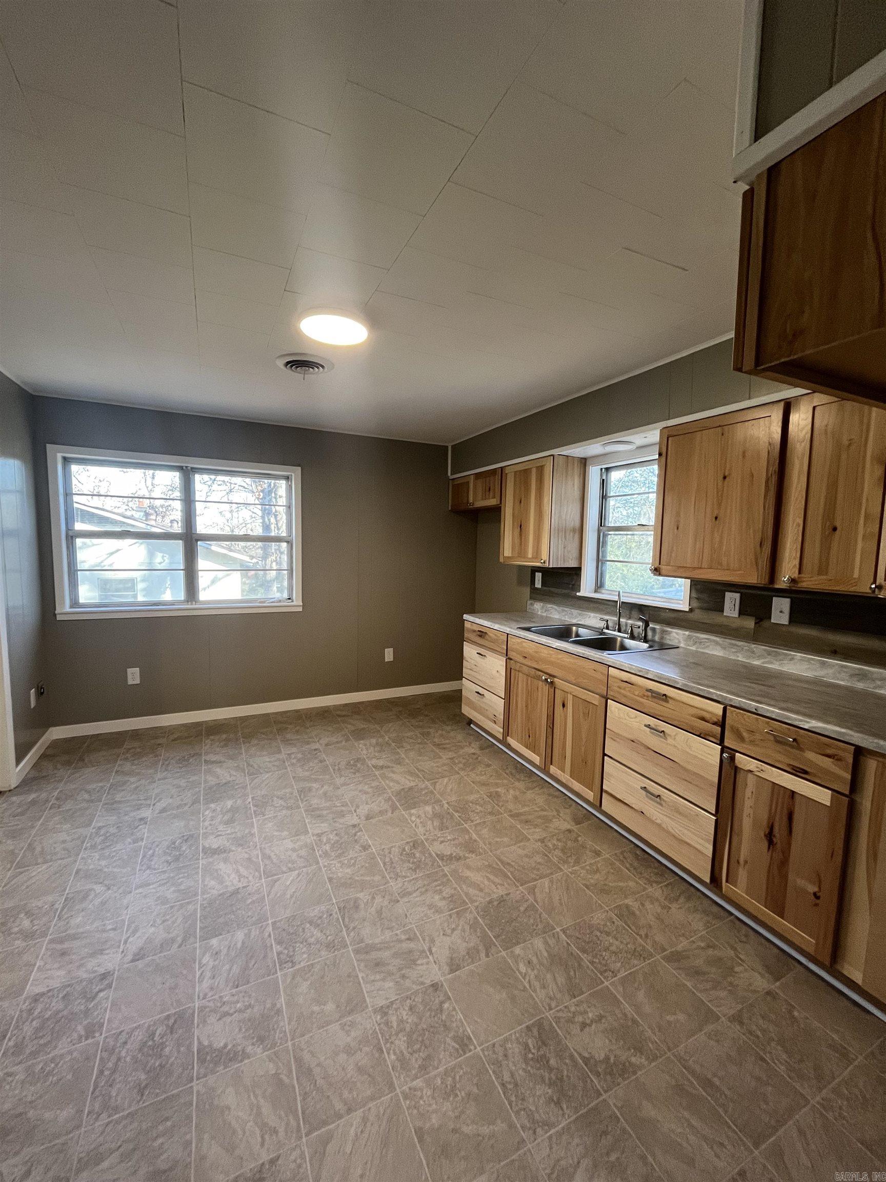 LOWRANCE ADDN - Residential