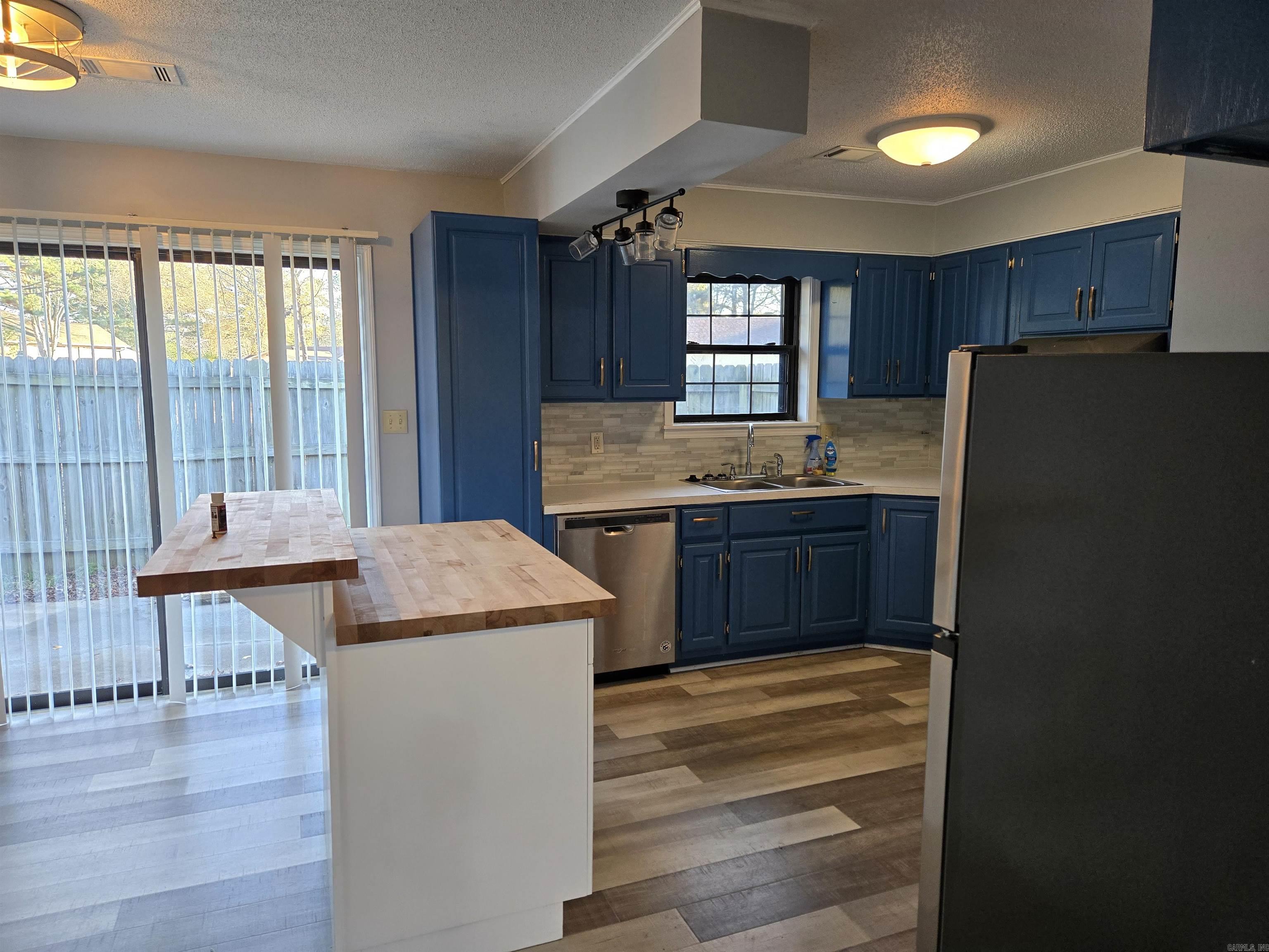 SPRADLIN & ROSE - Residential