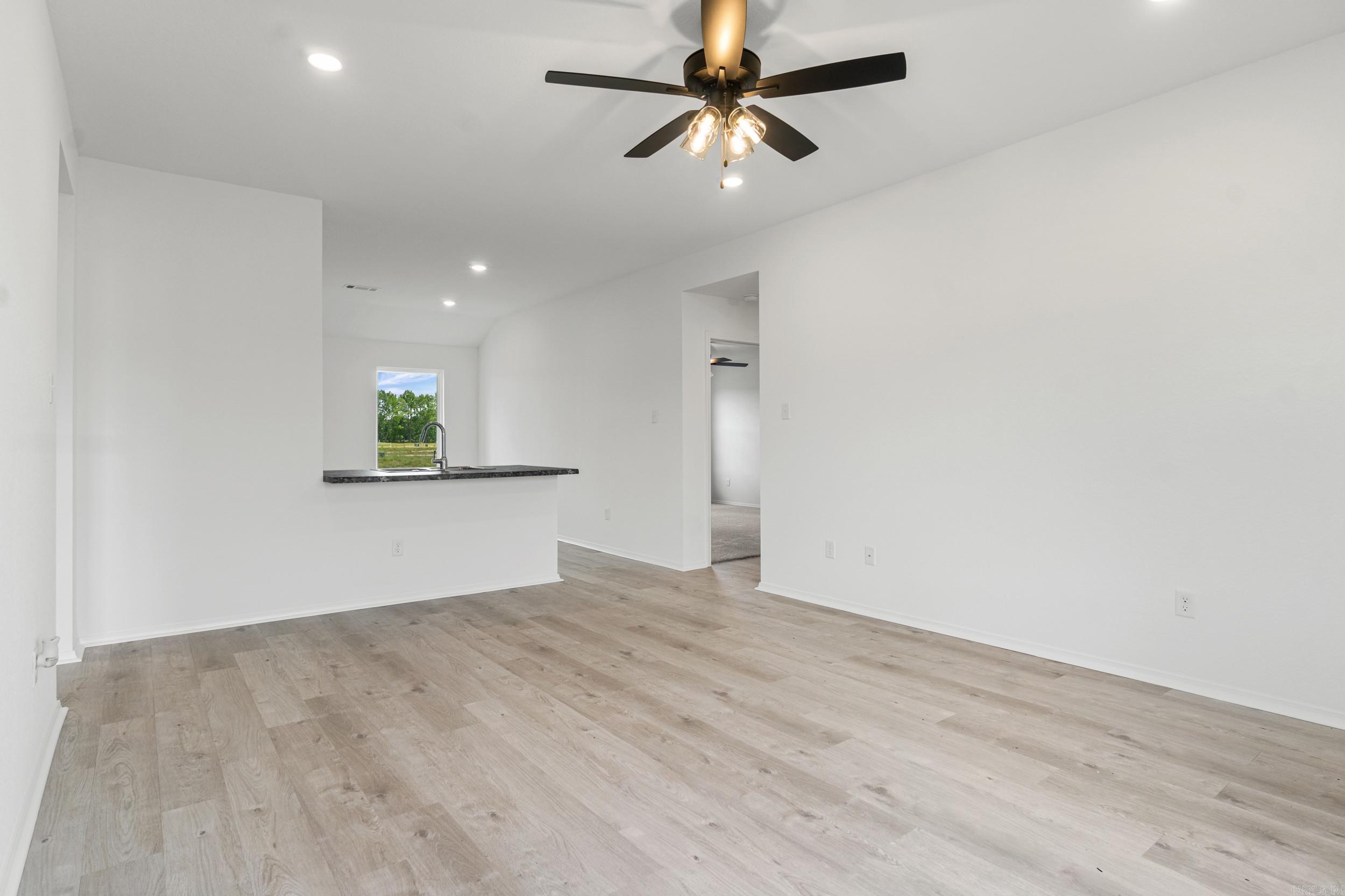 SOUTHFORK RANCH S/D PH I - Residential
