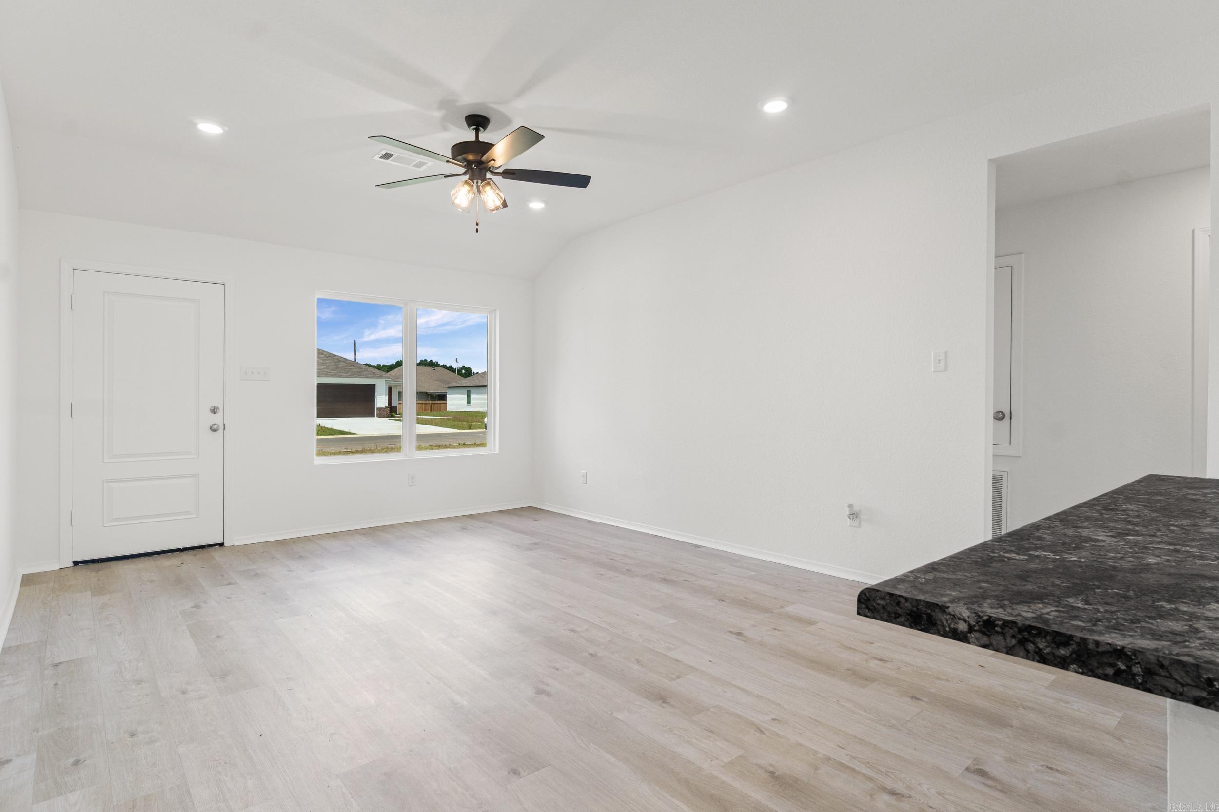 SOUTHFORK RANCH S/D PH I - Residential