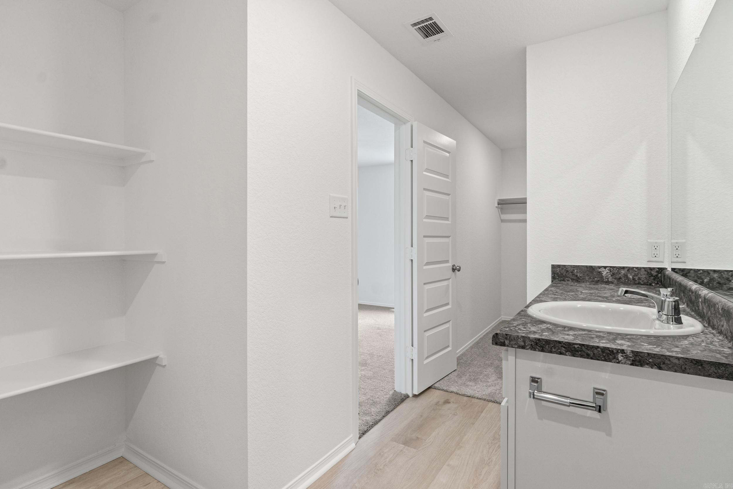 SOUTHFORK RANCH S/D PH I - Residential