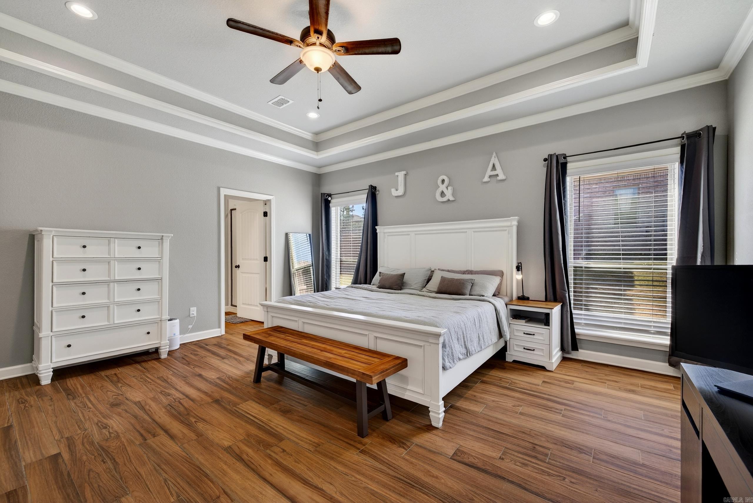 SHADOW CREEK - Residential