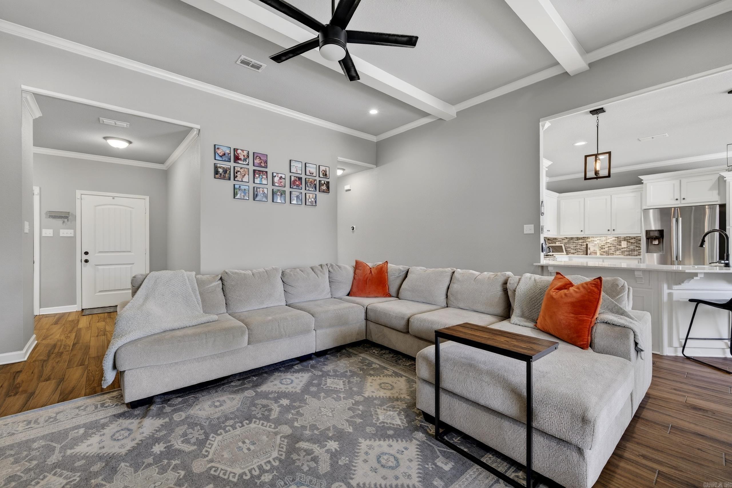 SHADOW CREEK - Residential