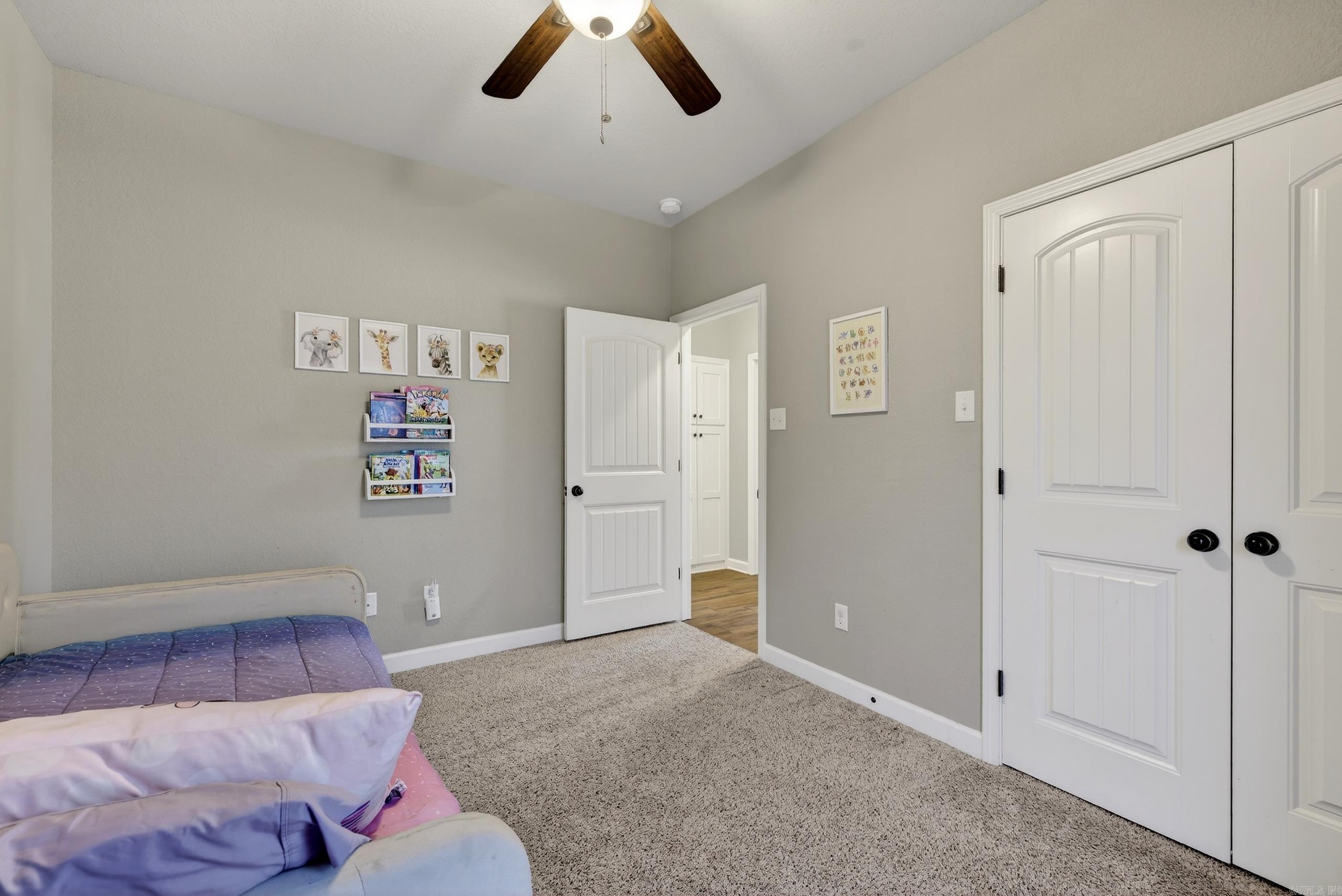 SHADOW CREEK - Residential