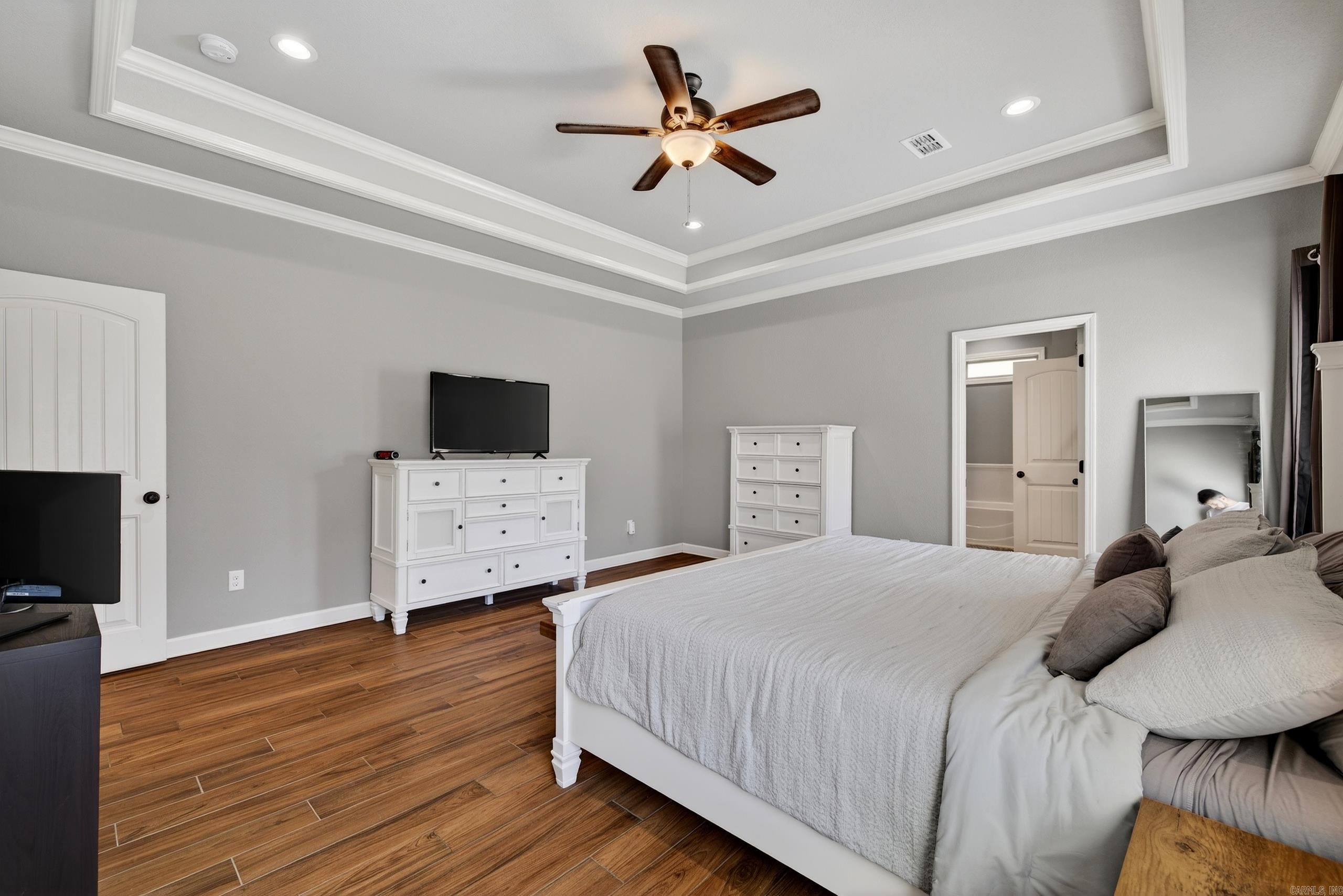 SHADOW CREEK - Residential