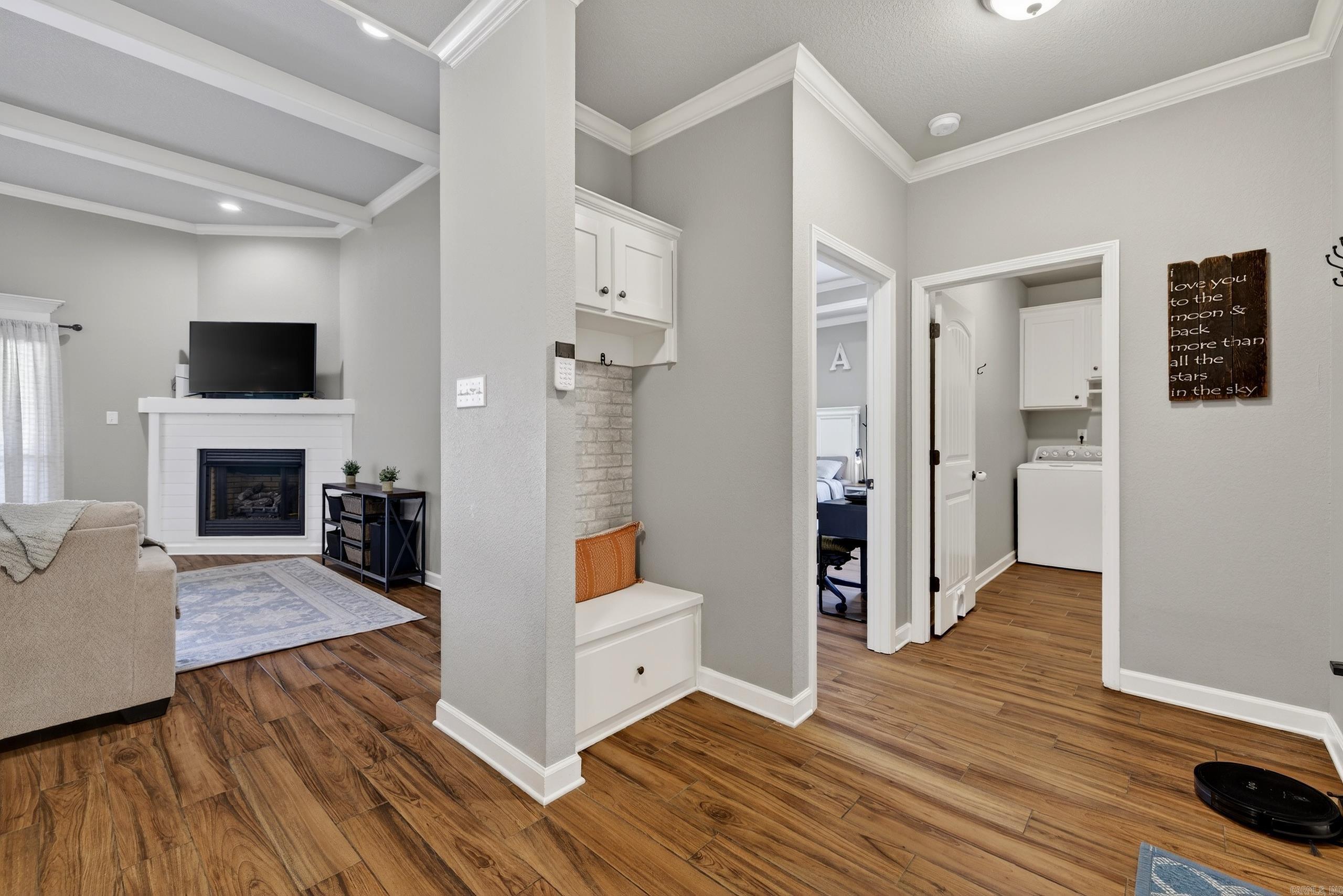 SHADOW CREEK - Residential