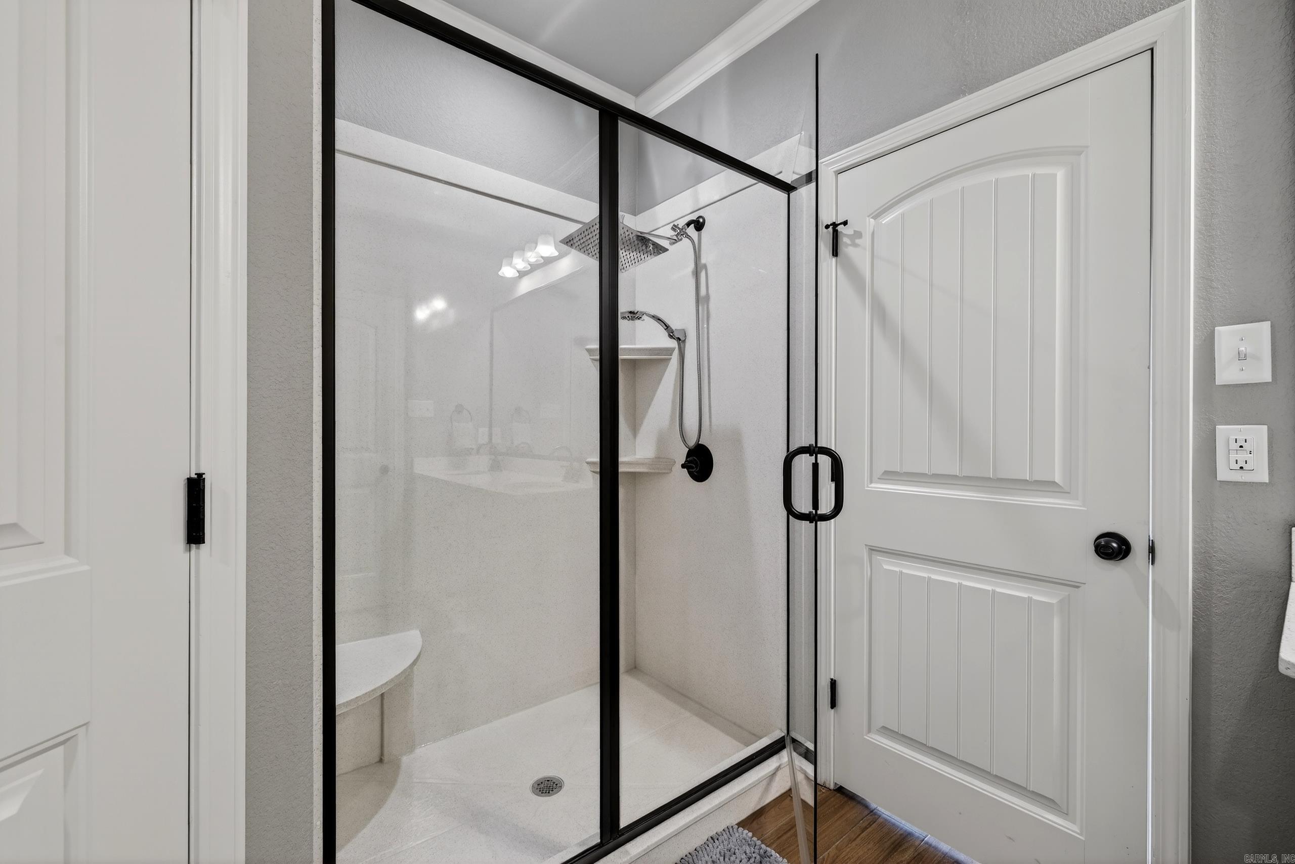 SHADOW CREEK - Residential