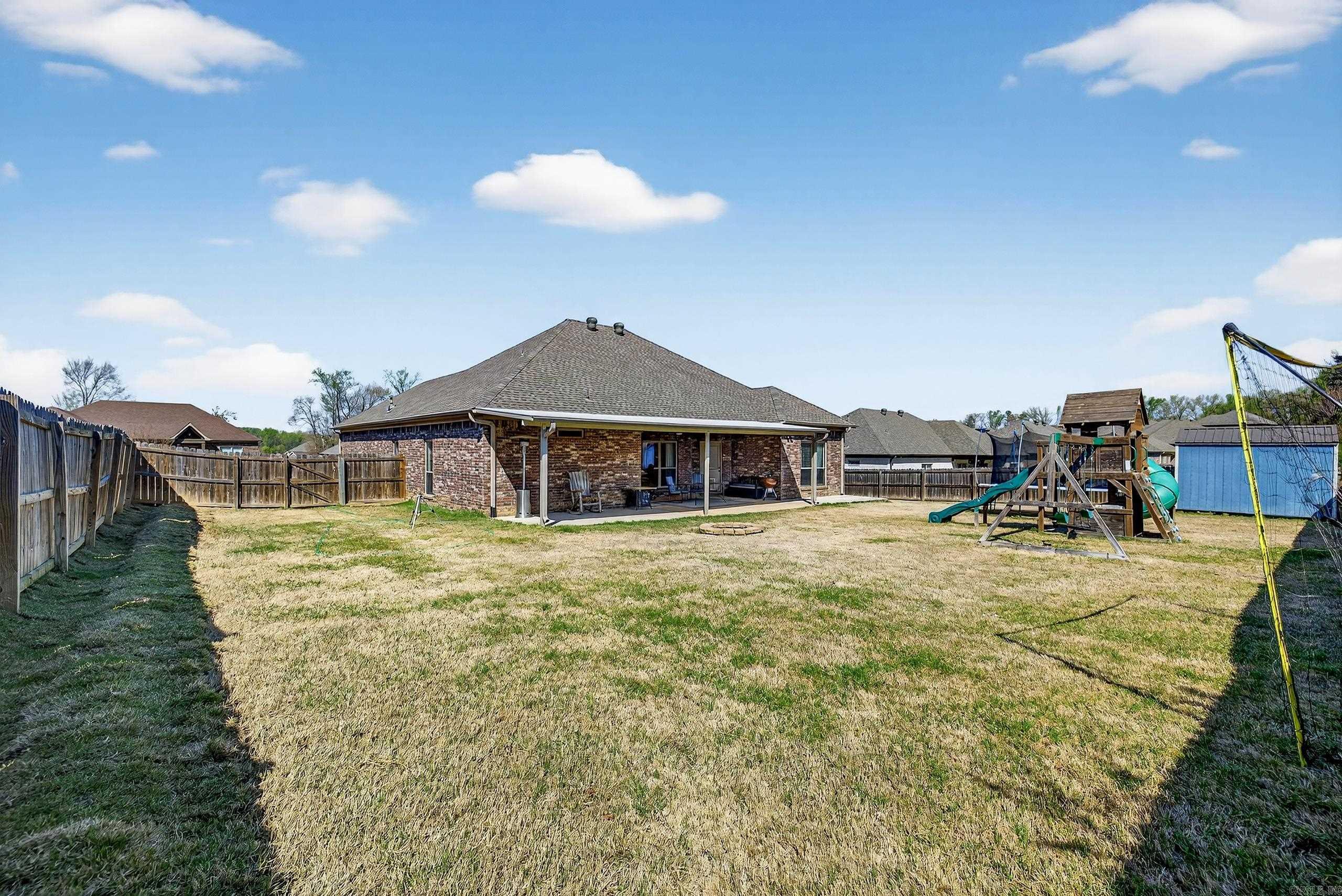 SHADOW CREEK - Residential