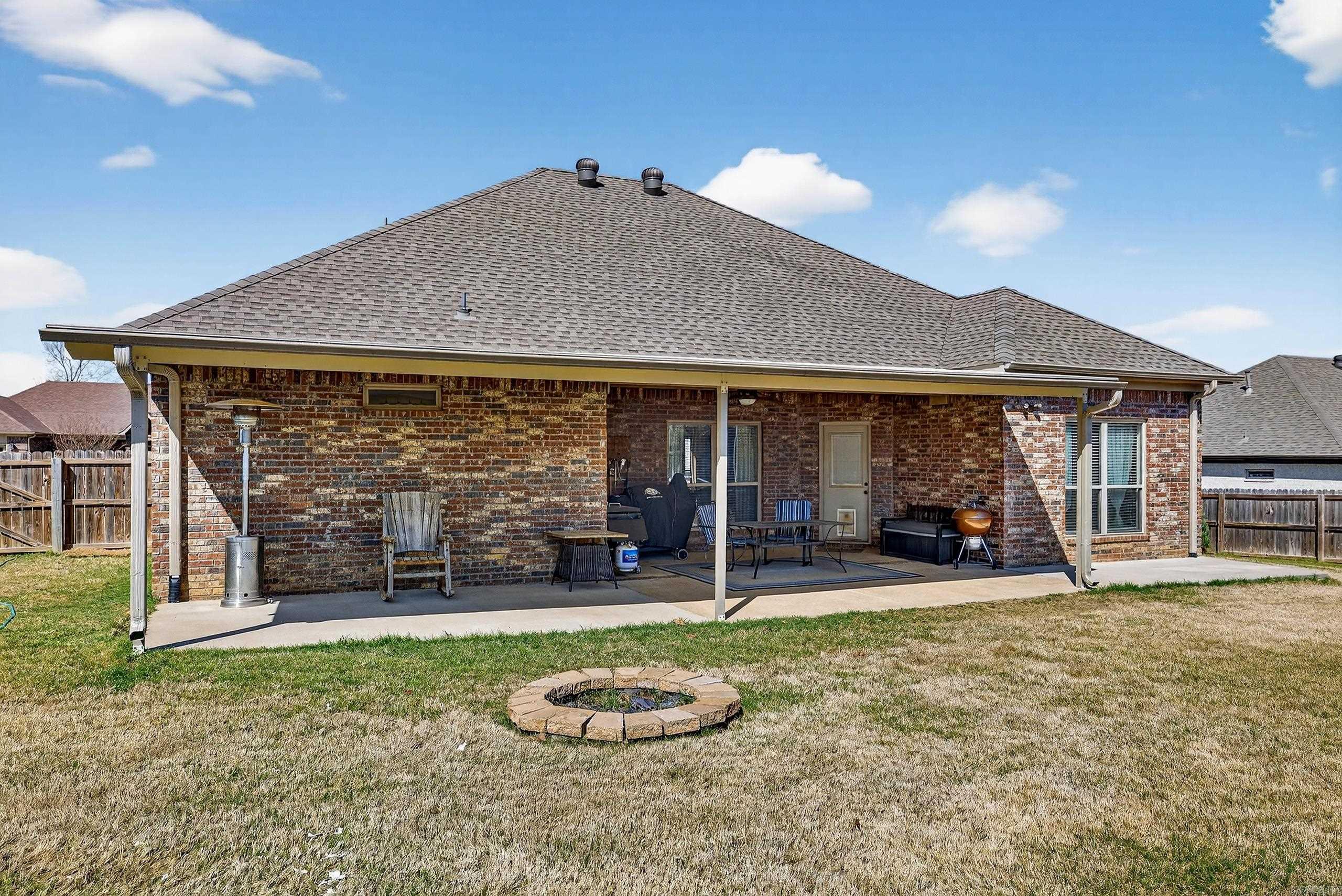 SHADOW CREEK - Residential