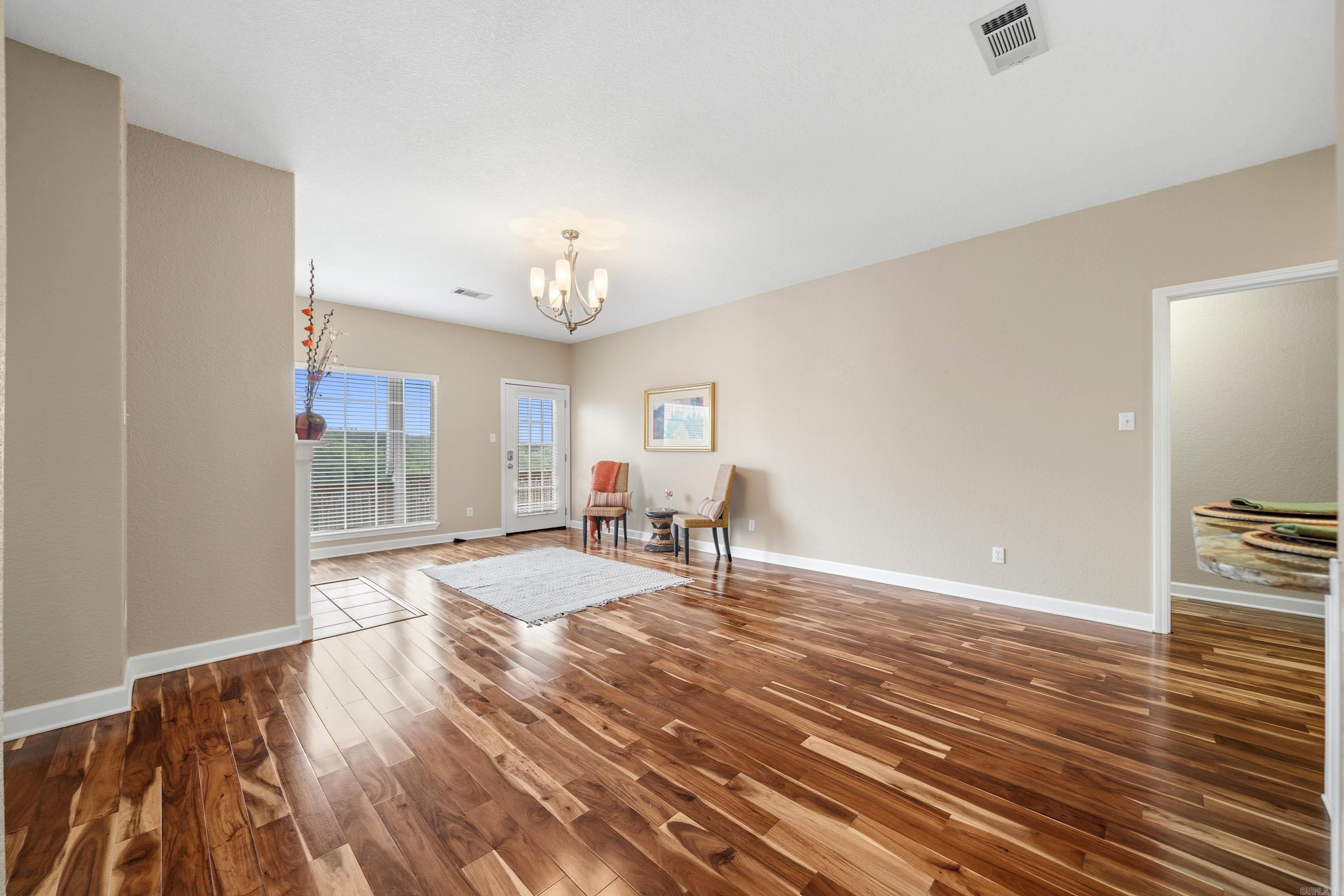 VISTA VILLAS - Residential