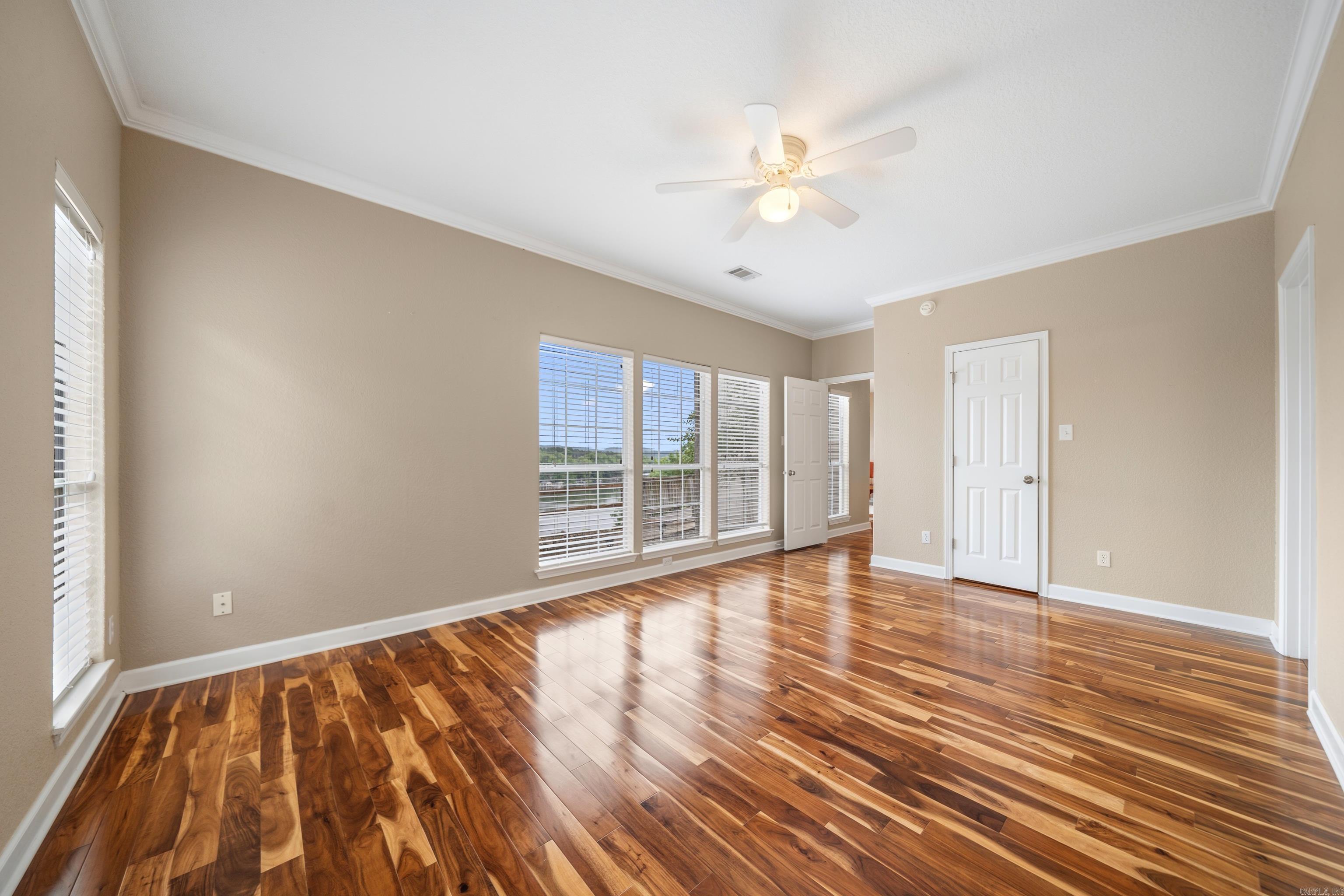 VISTA VILLAS - Residential