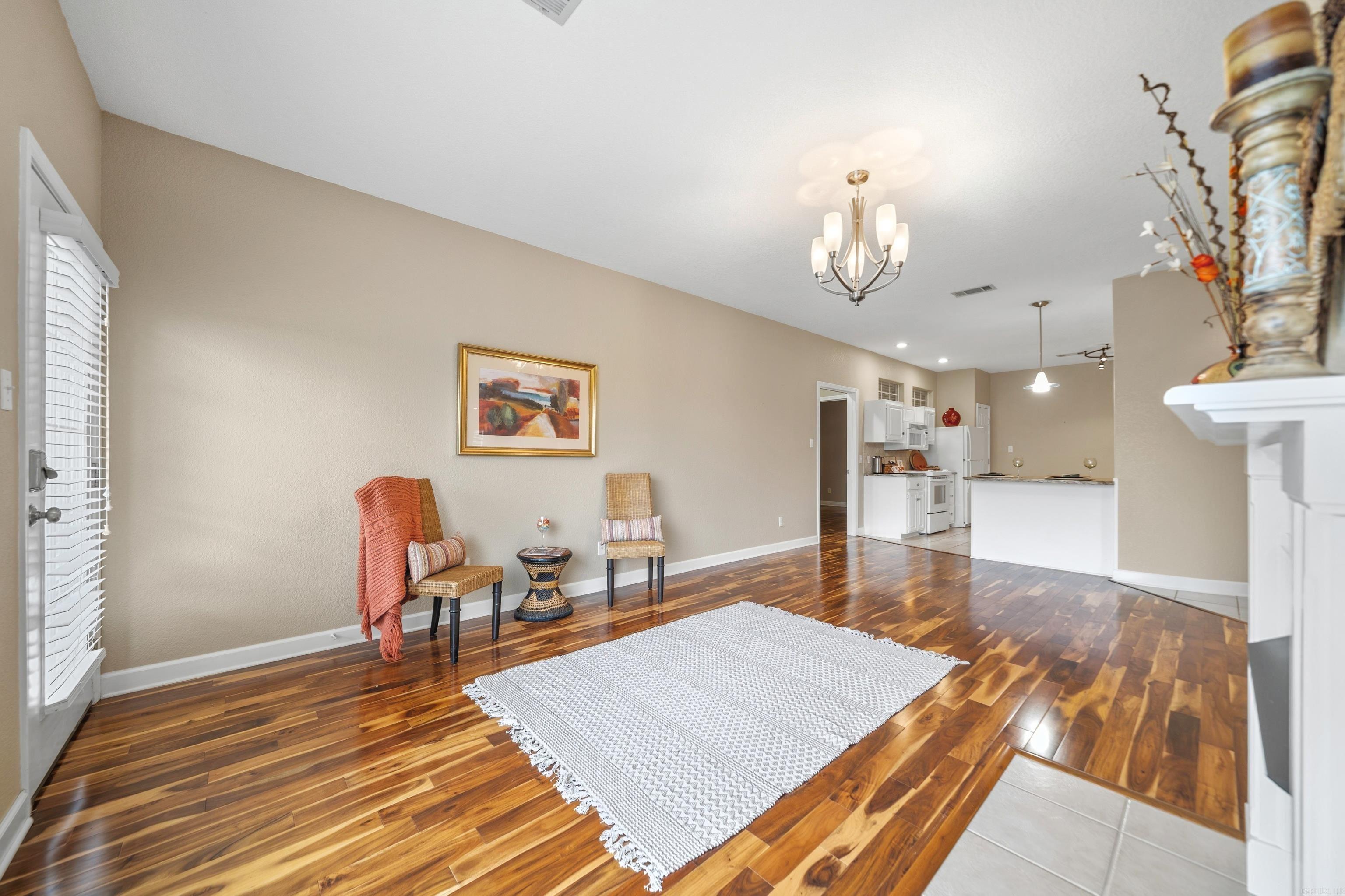 VISTA VILLAS - Residential