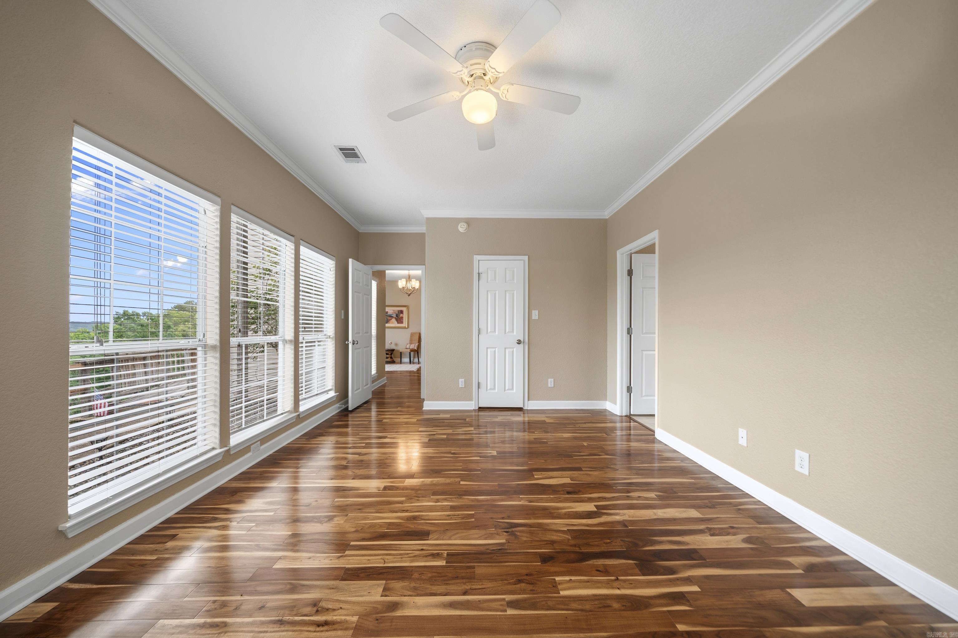 VISTA VILLAS - Residential