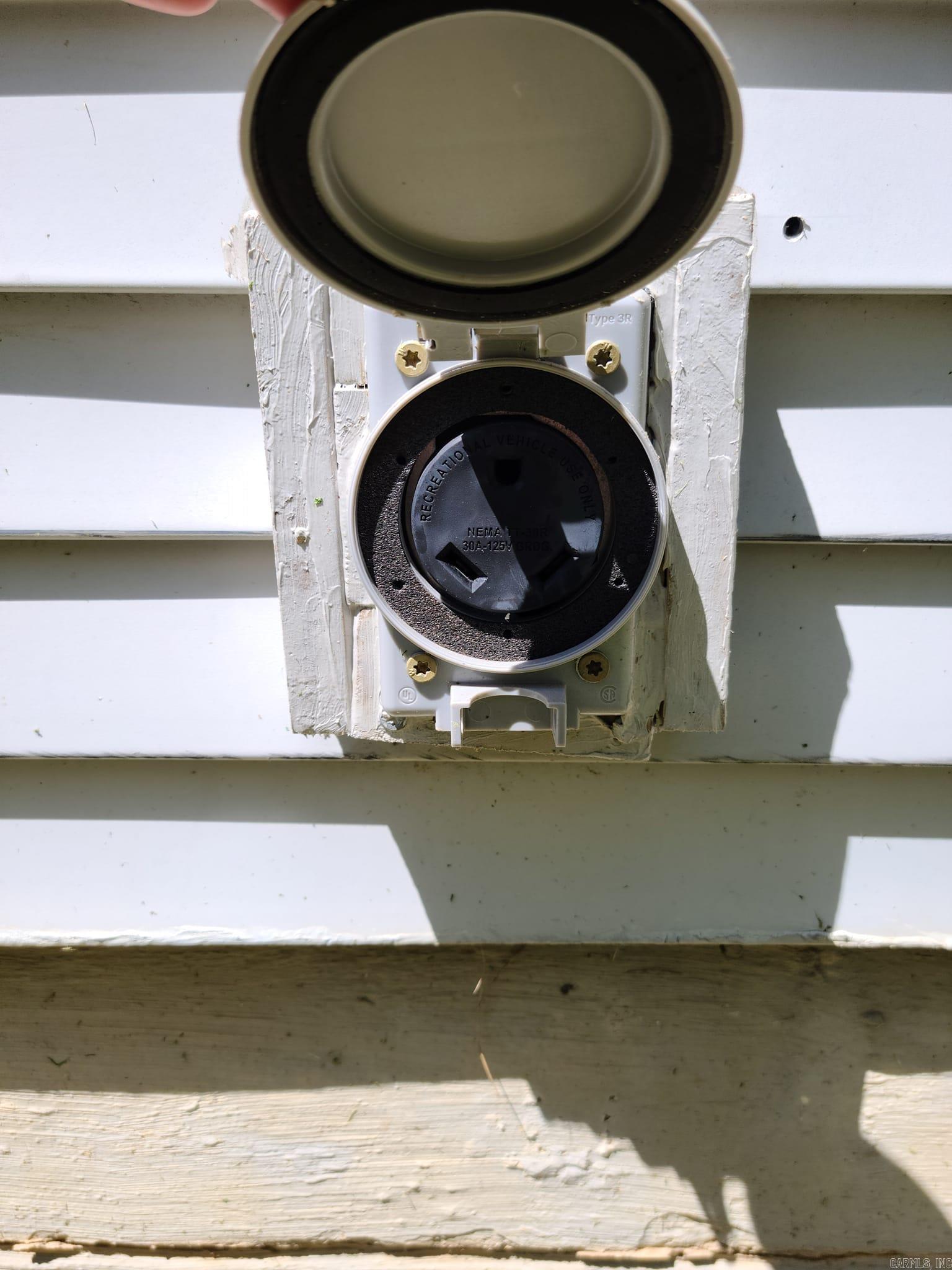 CRYSTAL VALLEY MANOR - Residential