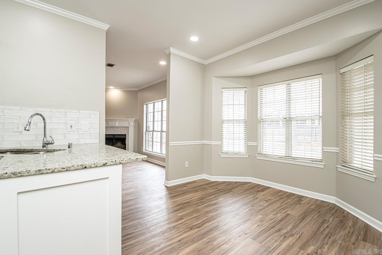 COUNTRY CLUB OF ARK THE - Residential