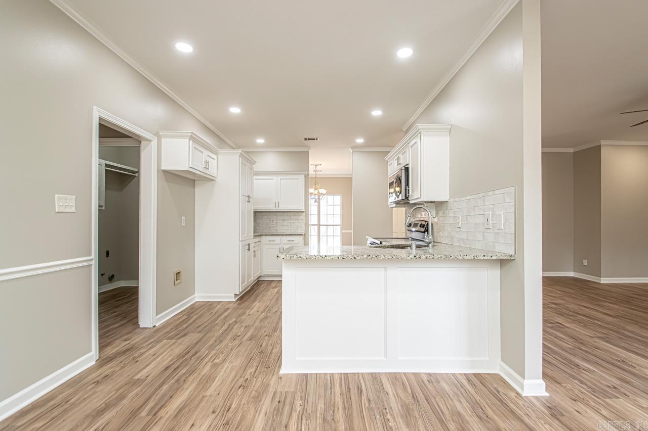 COUNTRY CLUB OF ARK THE - Residential