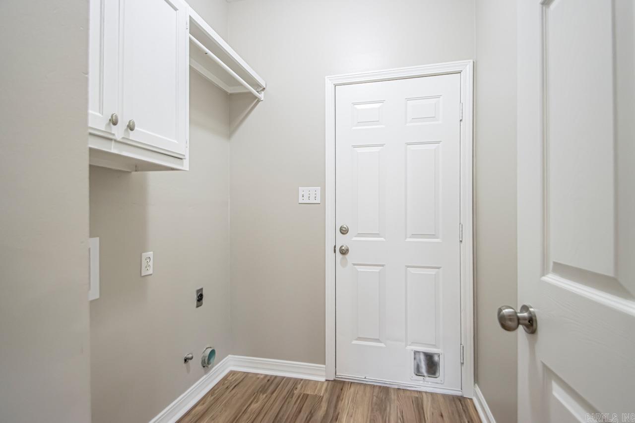 COUNTRY CLUB OF ARK THE - Residential