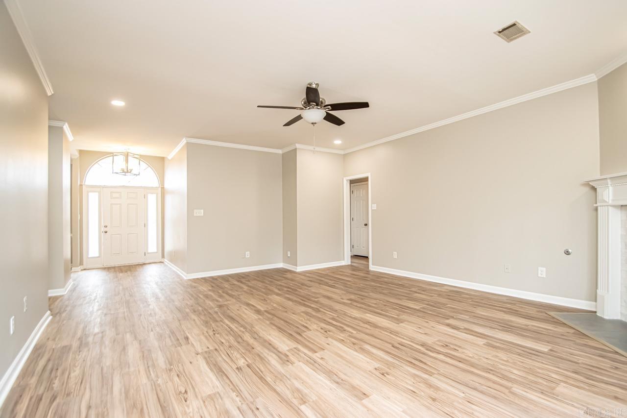 COUNTRY CLUB OF ARK THE - Residential