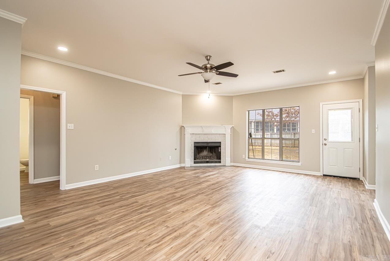 COUNTRY CLUB OF ARK THE - Residential