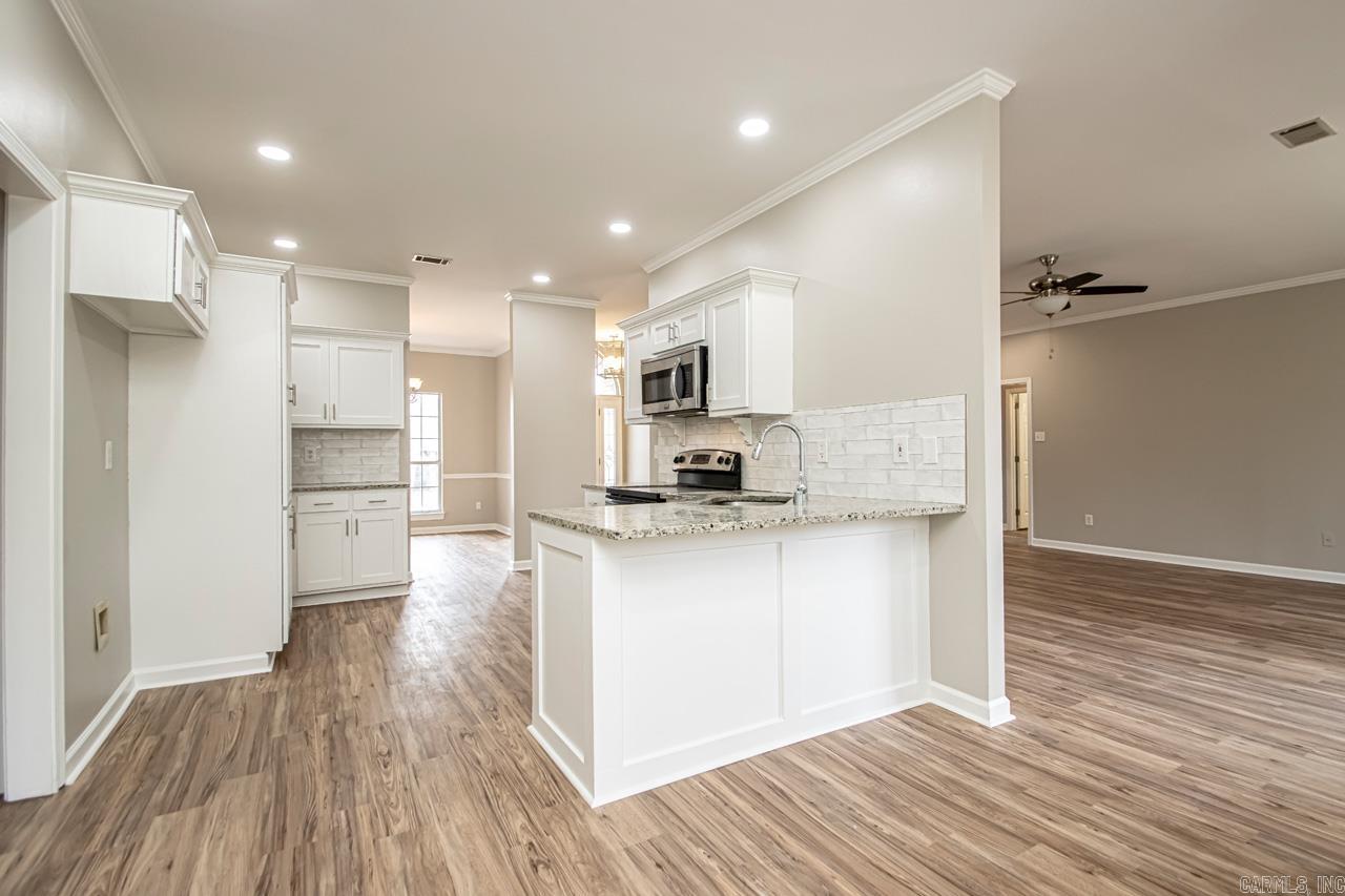 COUNTRY CLUB OF ARK THE - Residential