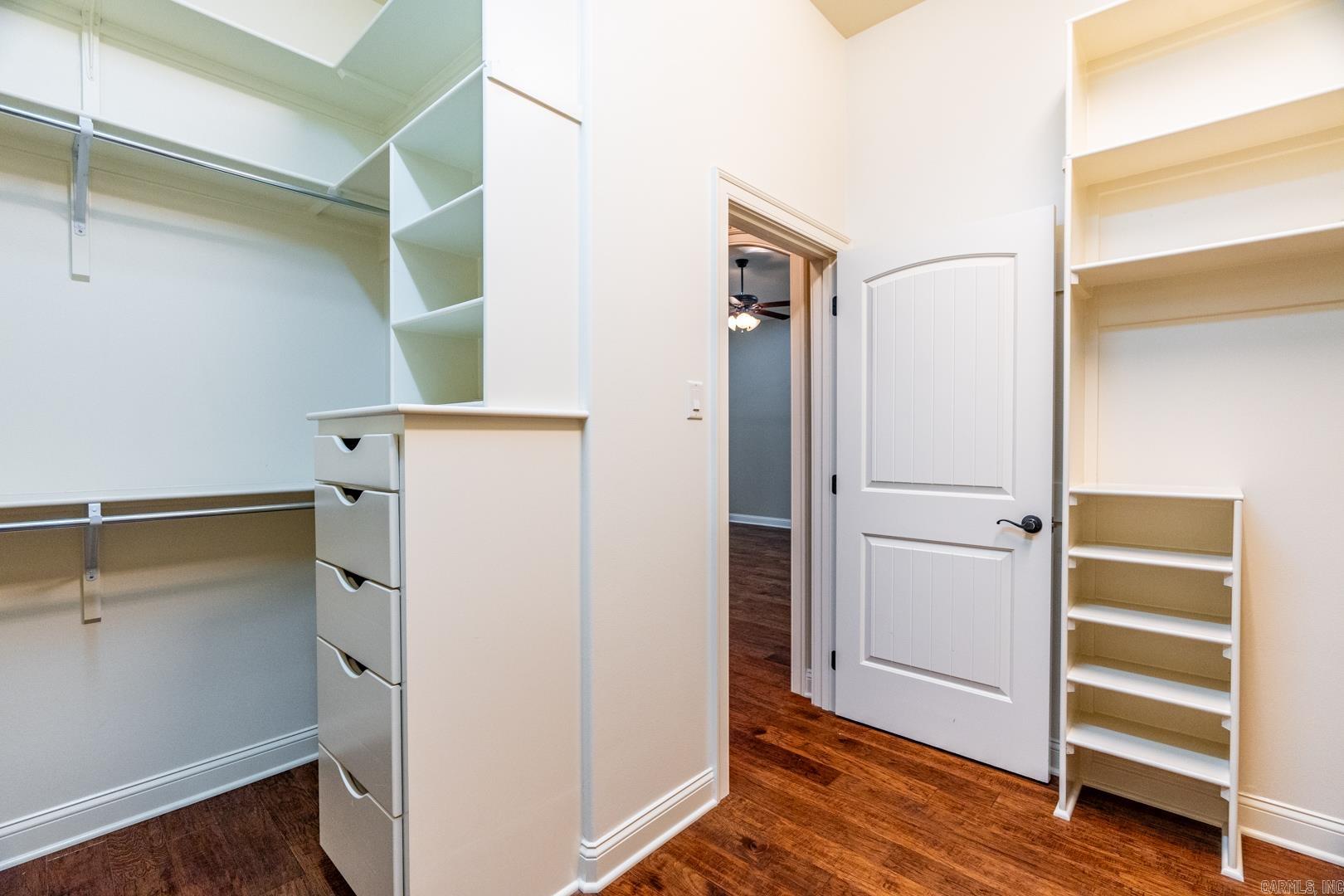 HUNTINGTON COVE - Residential