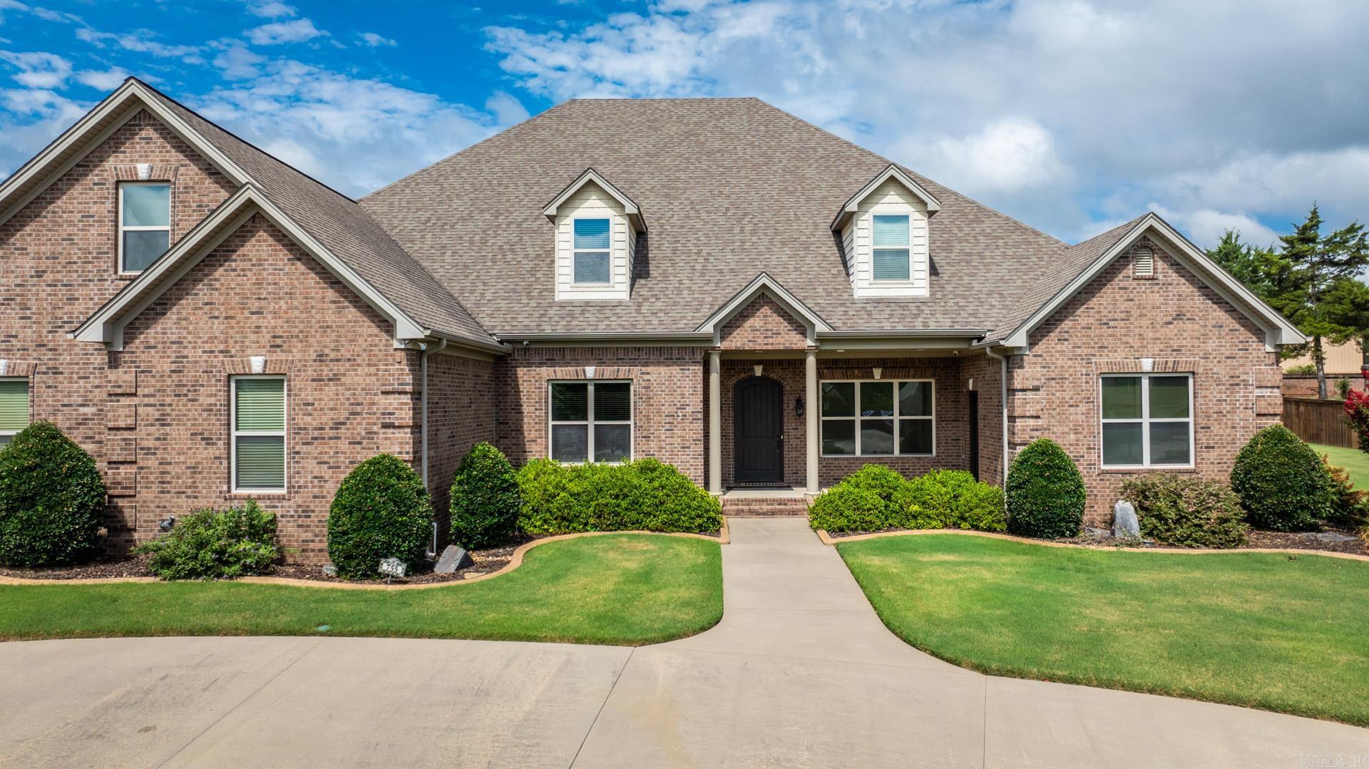 HUNTINGTON COVE - Residential